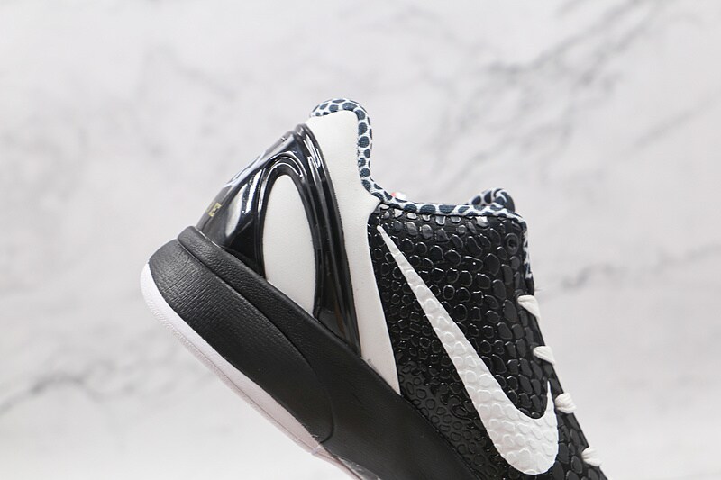 Kobe 6 Protro Mamba Forever Black White-Metallic Gold