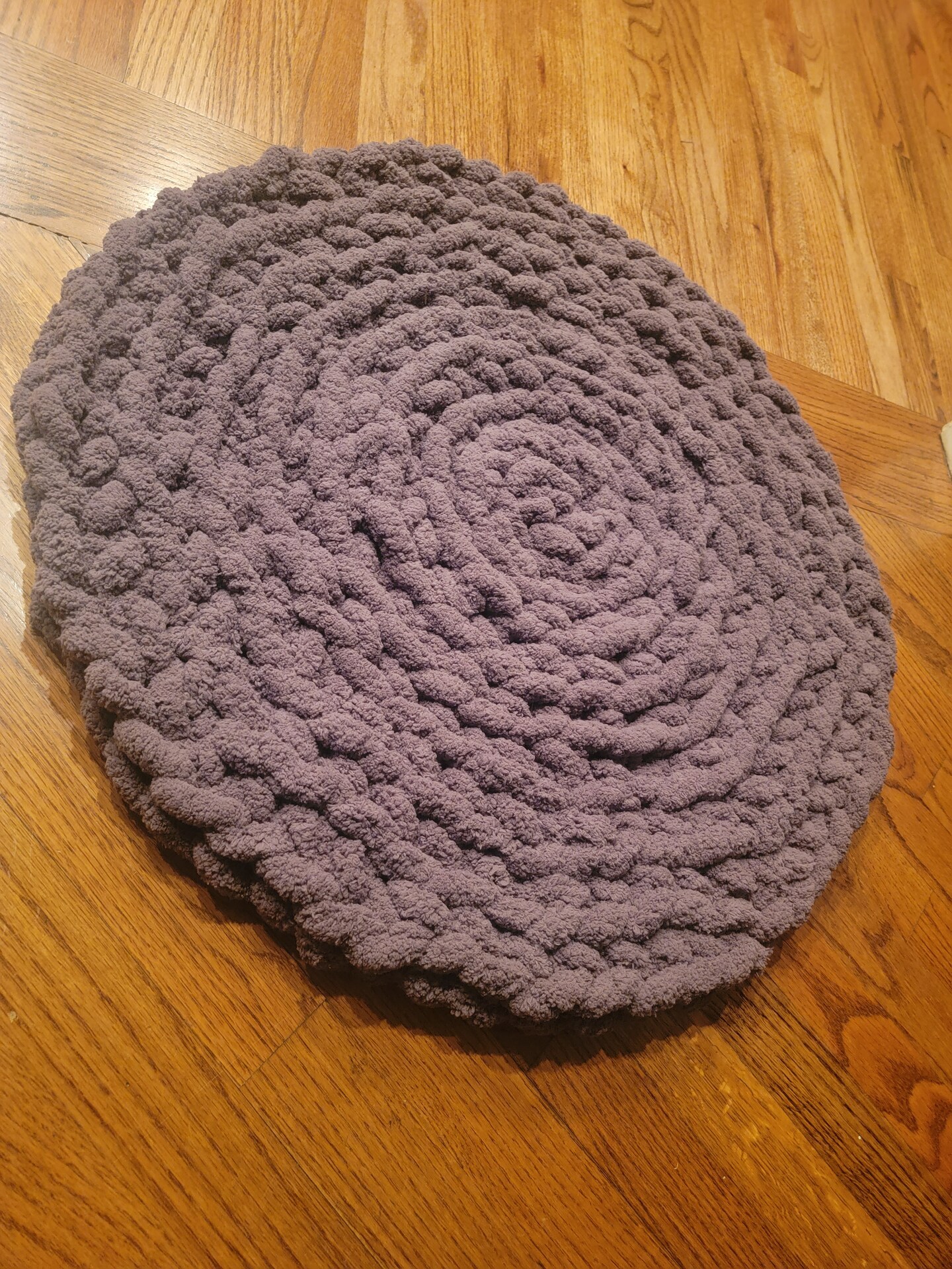 How to Hand Crochet a Circular Rug
