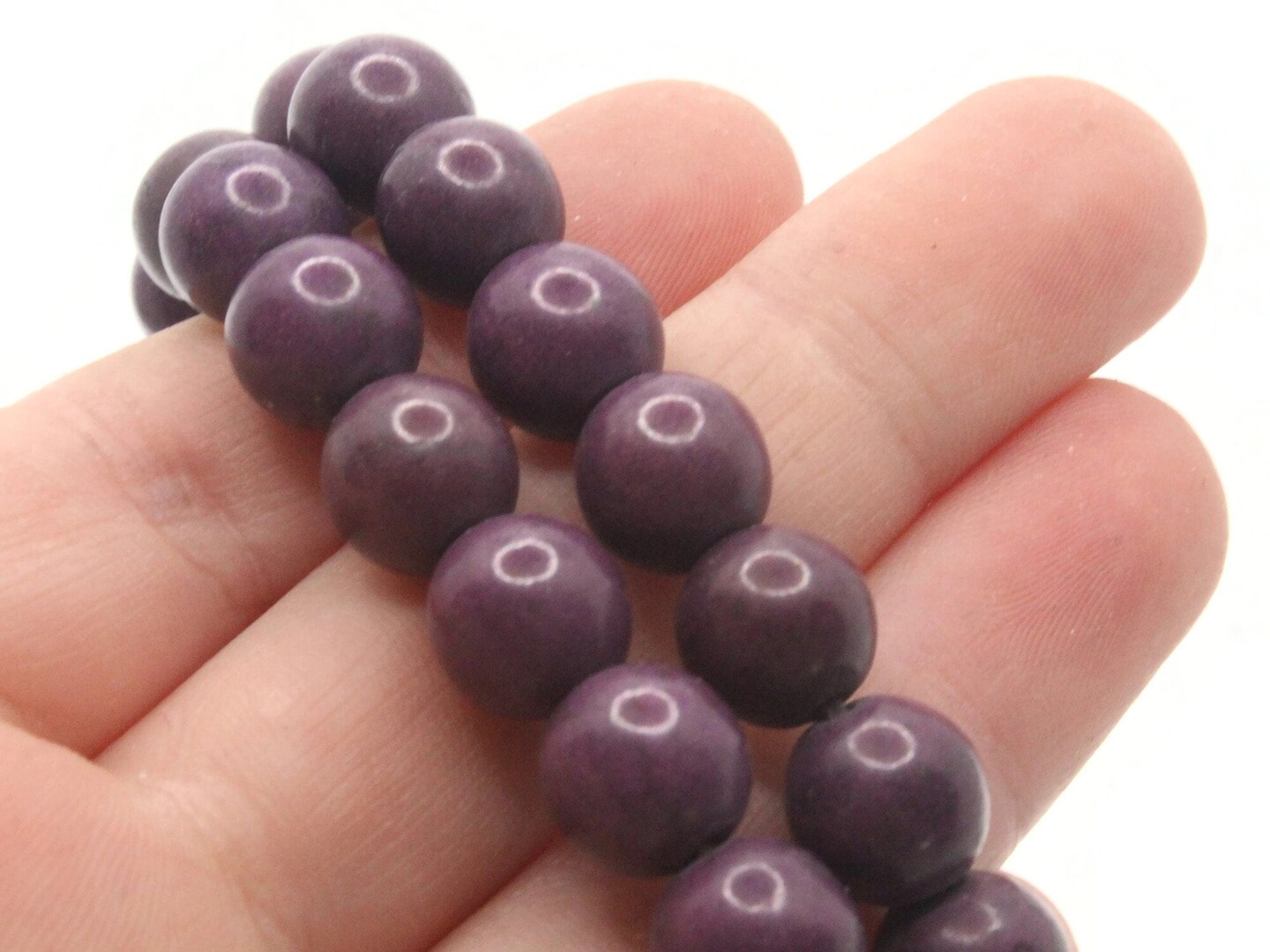 42 9mm to 10mm Round Dyed Purple Howlite Stone Beads