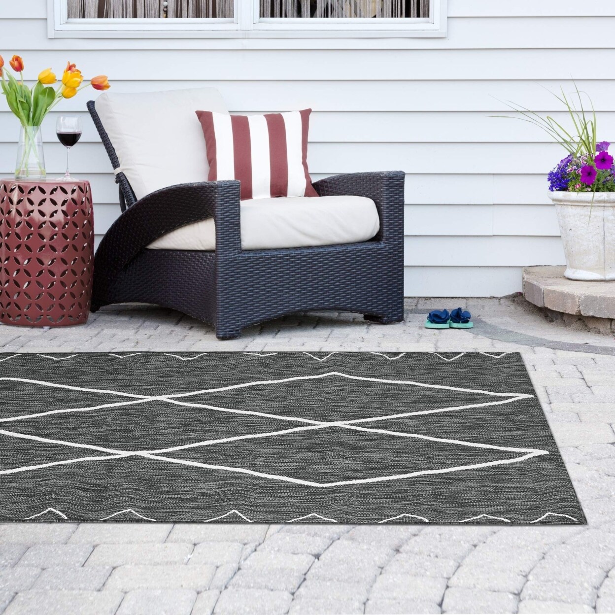 Garden Party   Polypropylene Machine Woven Printed Rug GP35-0005