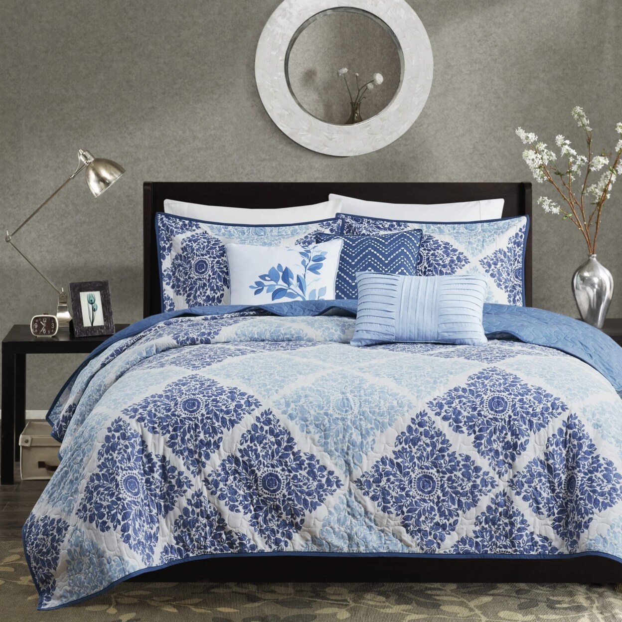 Madison Park   Quilt Modern Design , Breathable Coverlet Bedspread - Full/Queen - Blue