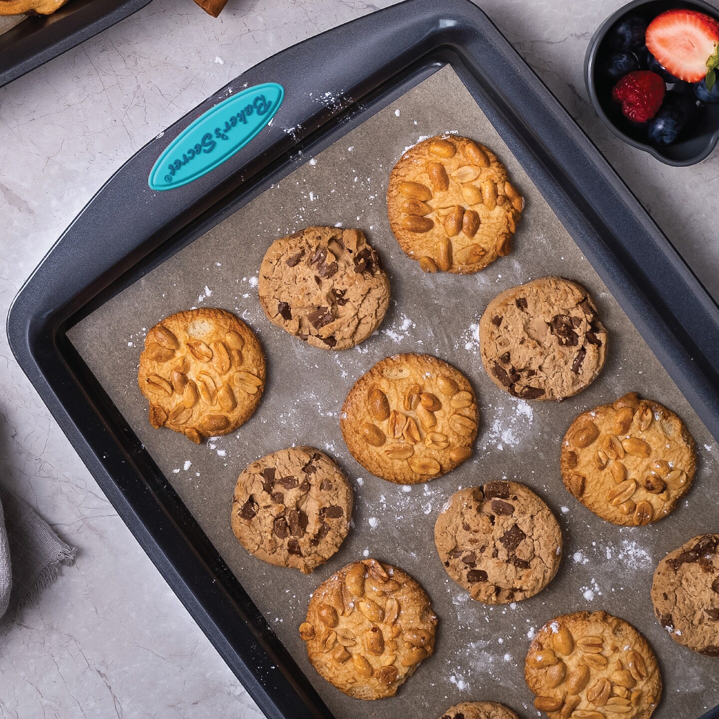 Baker's Secret Baking sheets for Oven - Bakeware Set of 3 Cookie