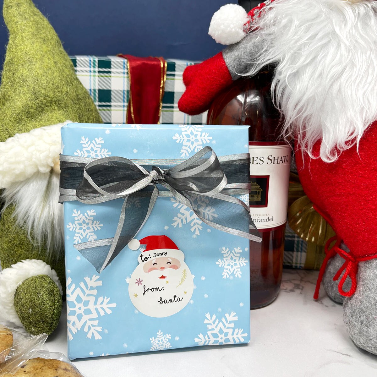 Wrapables Santa Claus Sticker Labels, Christmas Holiday Name Tags for Gifts & Stationery (45pcs)