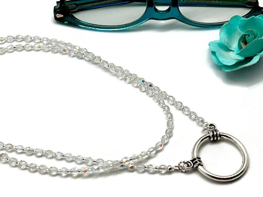 Reading glasses best sale chain beaded