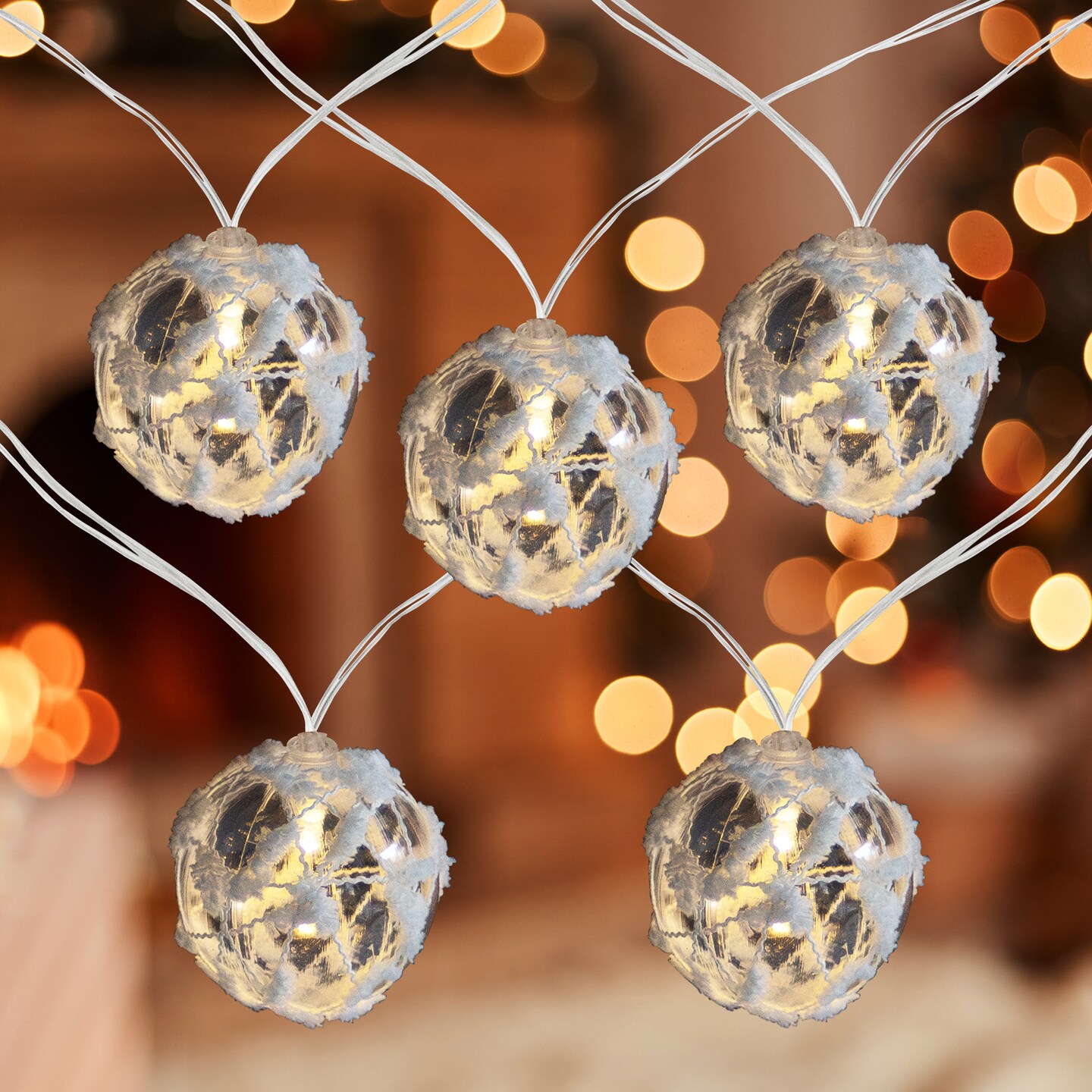 Northlight LED Snowy Ball Christmas Light Set - 4.75&#x27; Clear Wire - 10ct