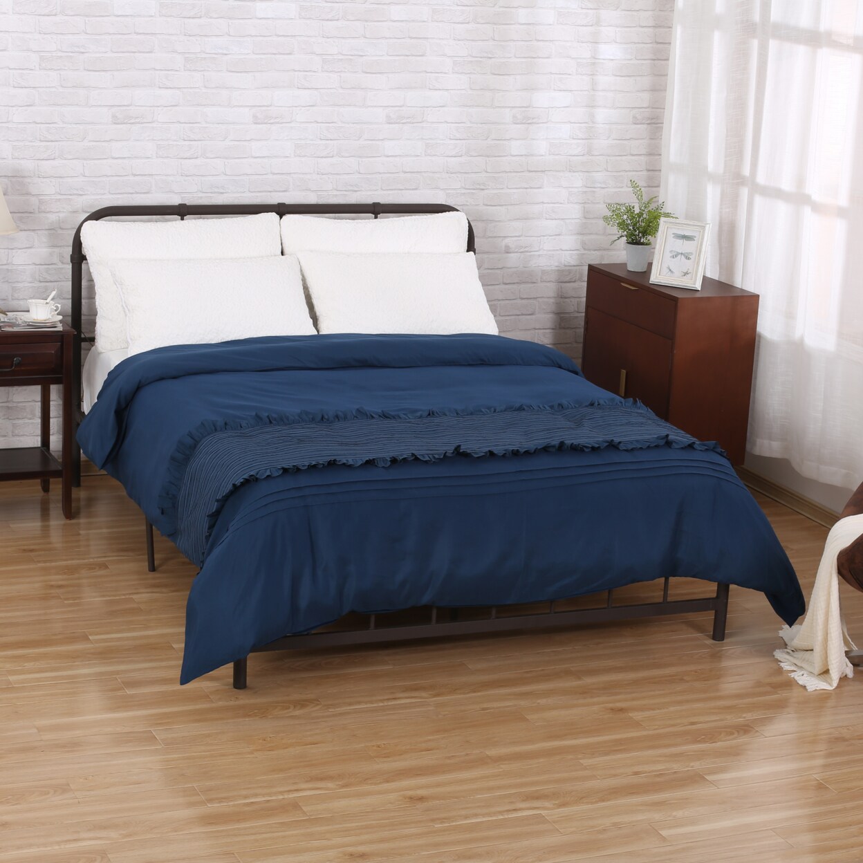 GDFStudio Arian Queen Size Fabric Duvet