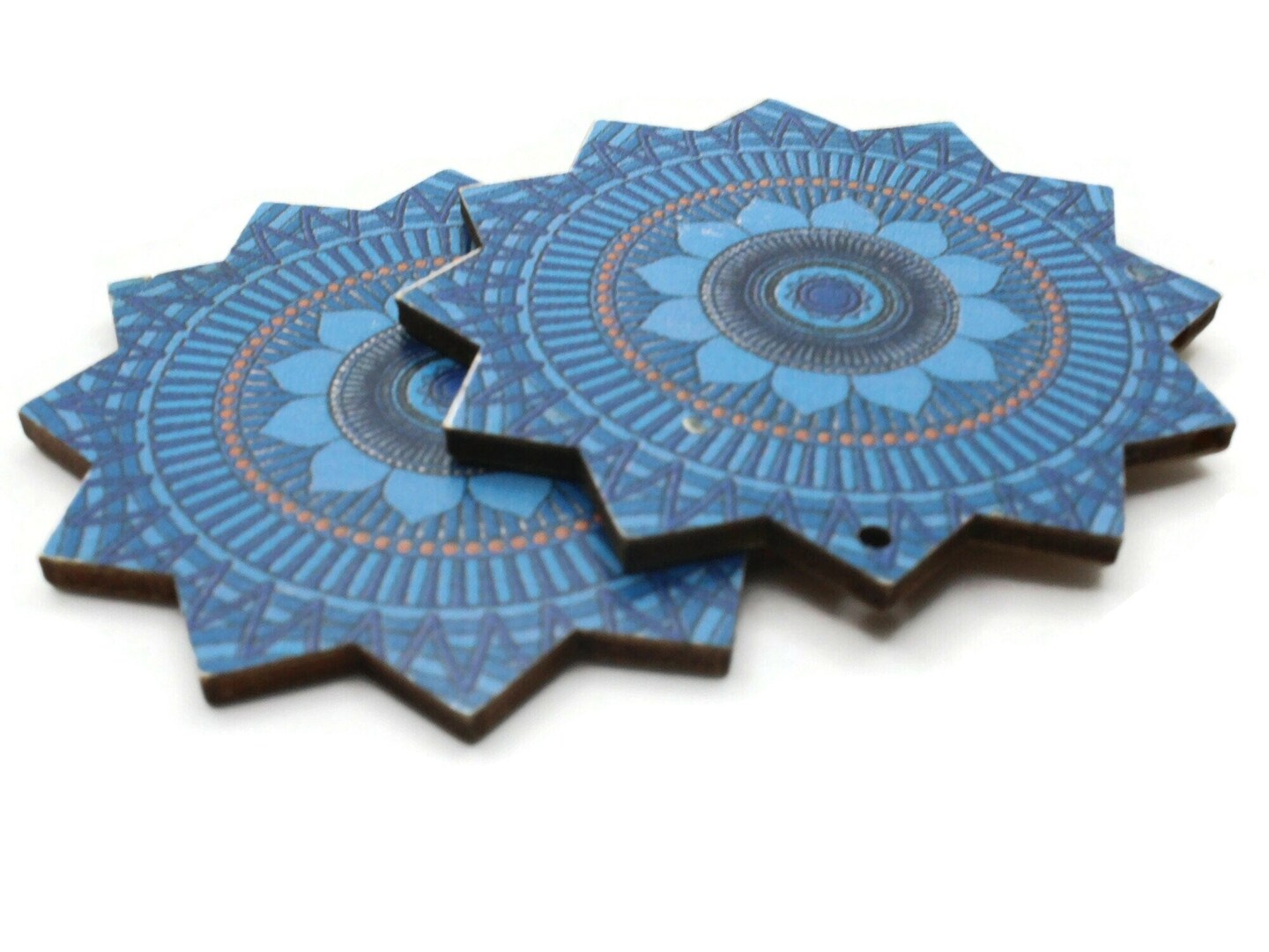 2 61mm Blue Printed Wood Flat Flower Pendants