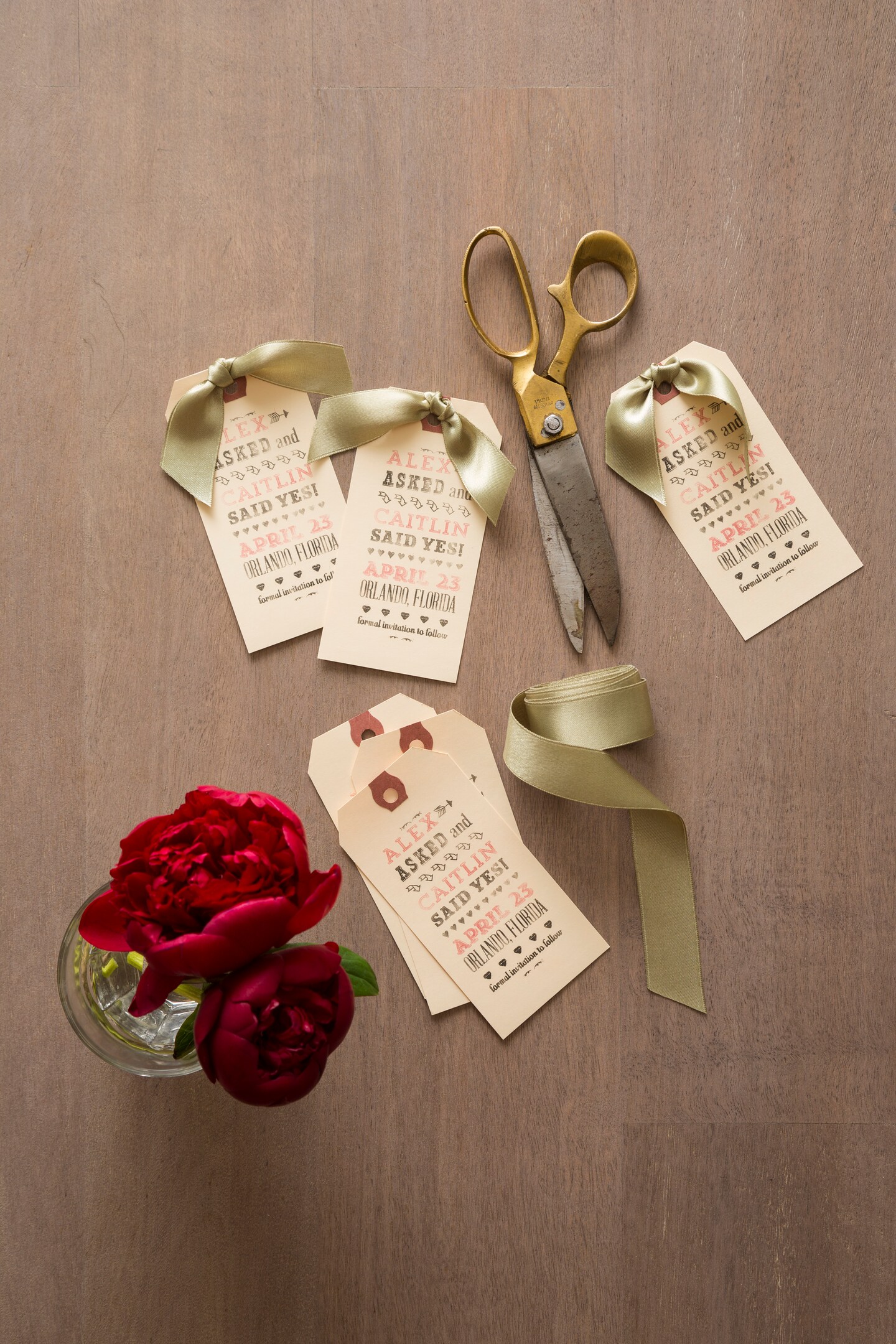 Avery Price Tags with String Attached, 11.5 pt. Stock, 4-3/4" x 2-3/8", 1,000 Manila Hang Tags (12505)