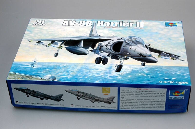 Trumpeter 1/32 AV-8B HARRIER II 1/32 Plastic Model