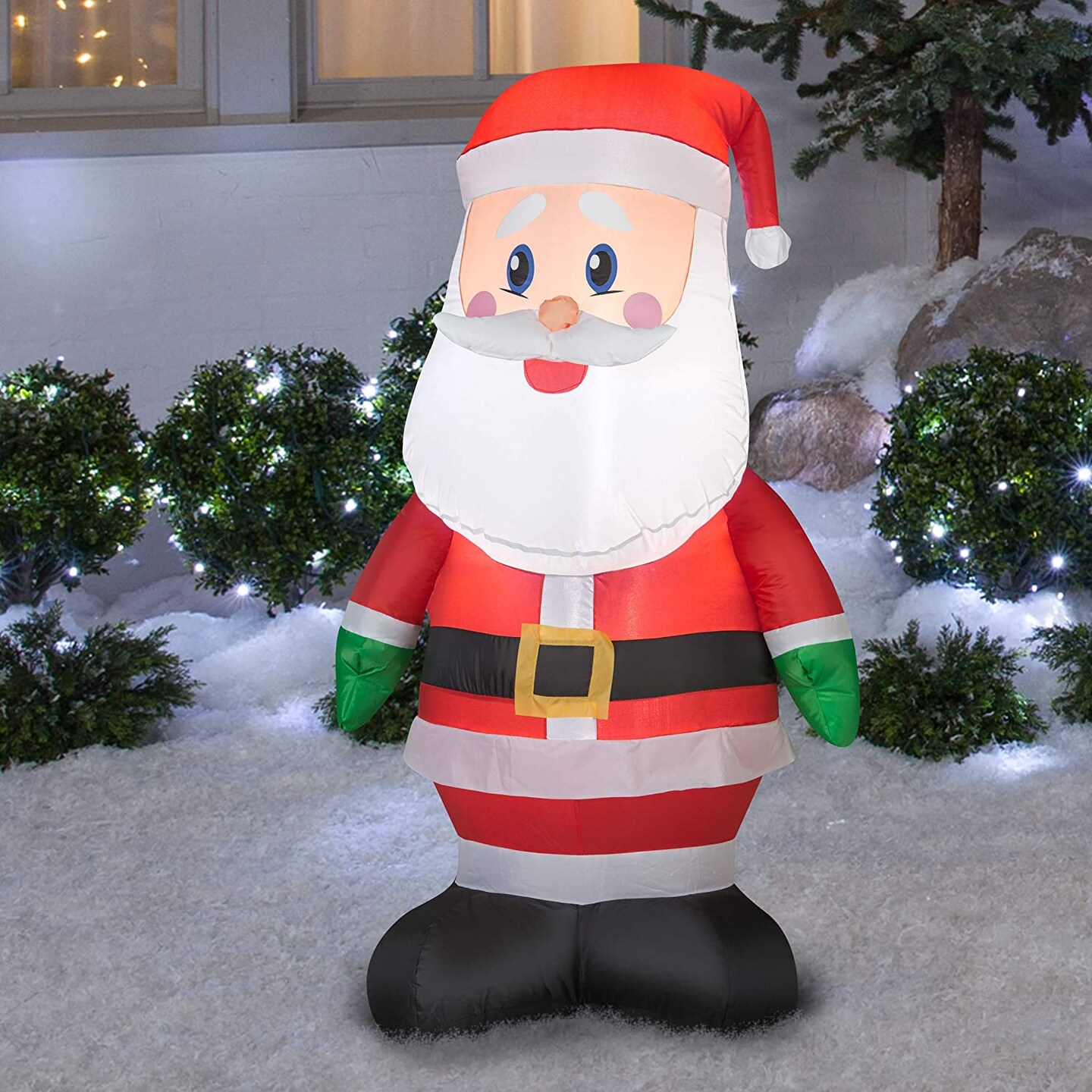 4&#x27; Gemmy Airblown Inflatable Christmas Santa Wearing Green Mittens 36789