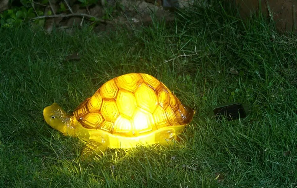 12” Solar Powered Turtle with LED Glowing Shells adds a decorative