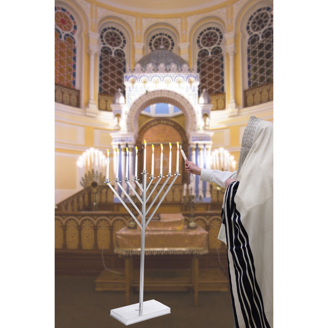 Silver Coated Metal Hanukkah Menorah 9 Branch Durable For Synagogue 2Ft 3Ft 4Ft