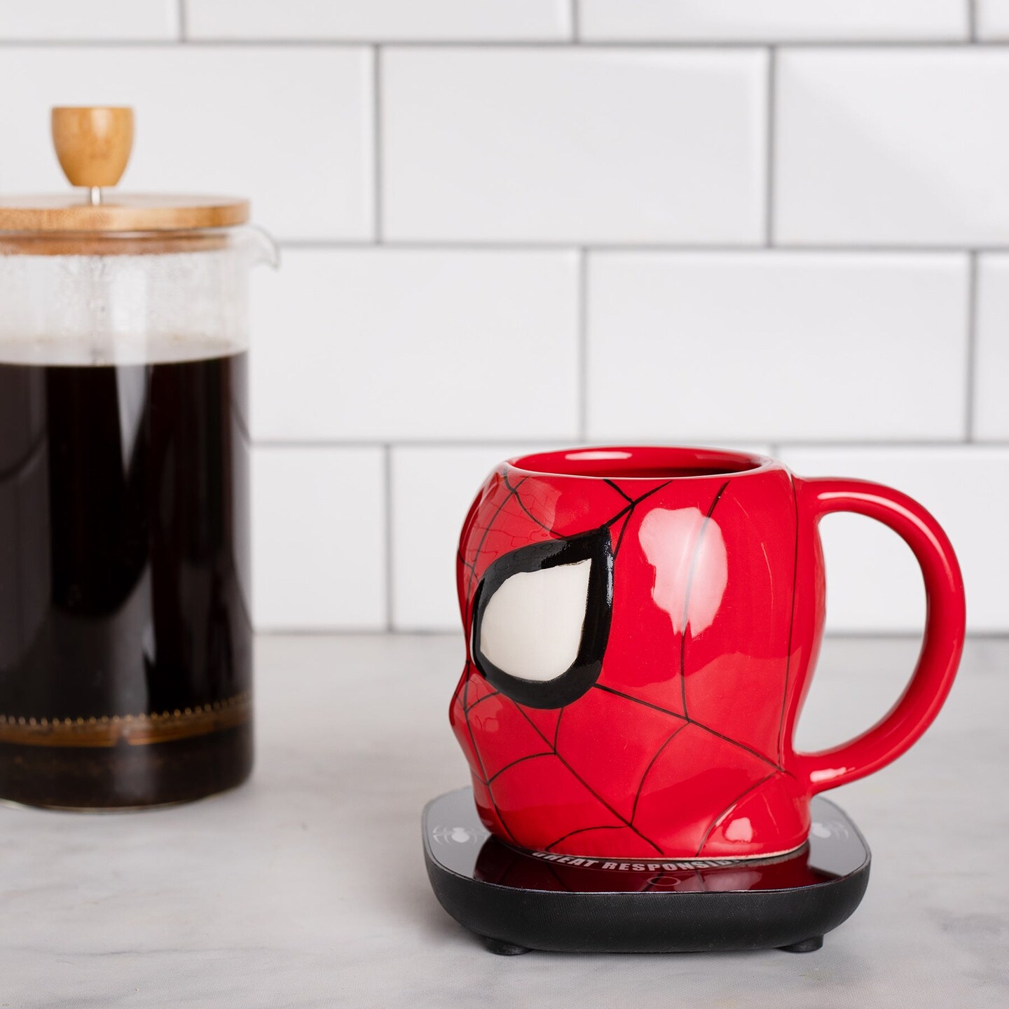 Uncanny Brands Marvel's Spider-Man Mug Warmer with Molded Mug