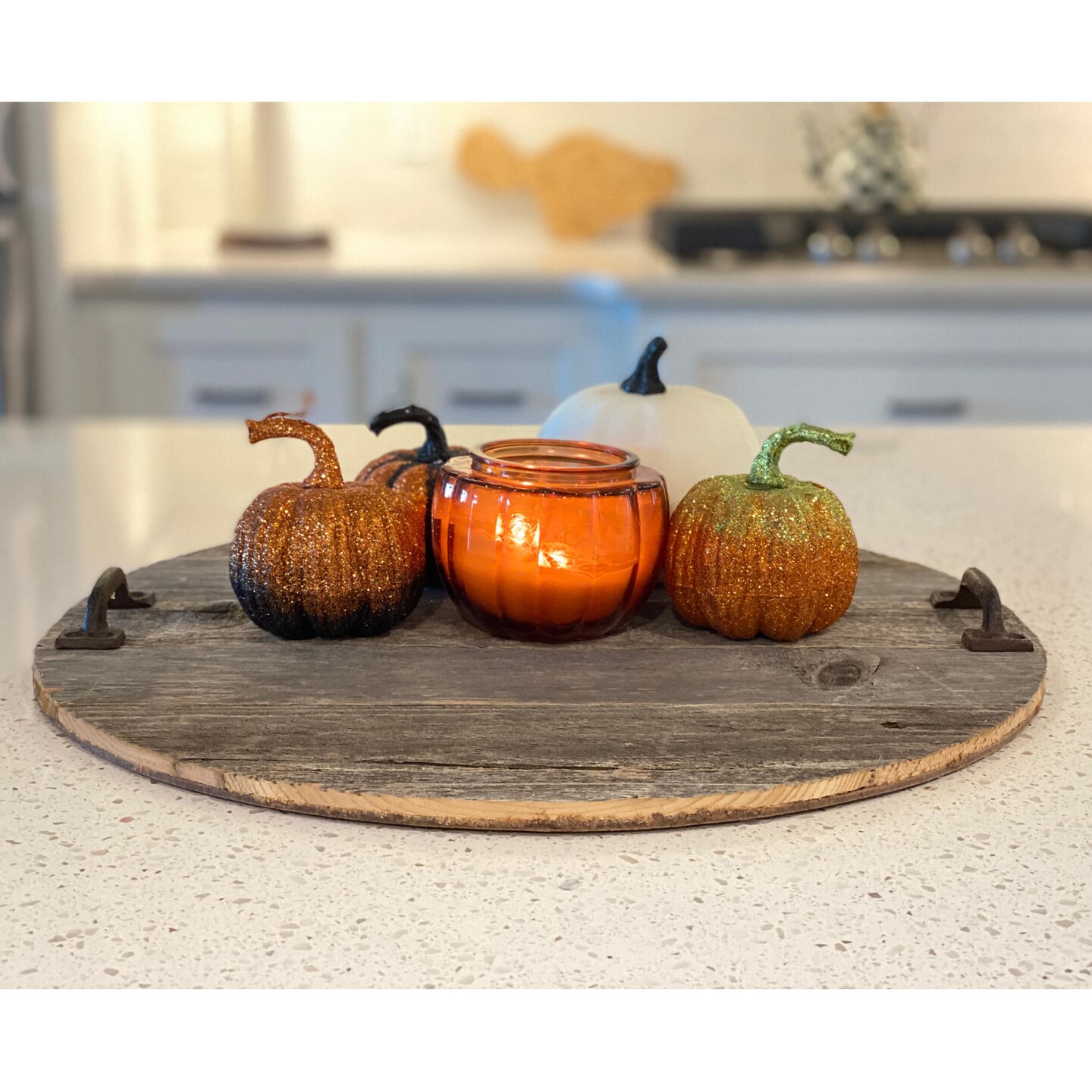 Rustic Farmhouse Reclaimed 18&#x22; Round Wooden Decorative Serving Tray