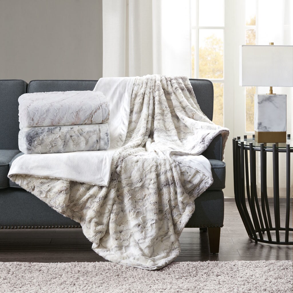 Luxuriously Soft Oversized Faux Fur Throw