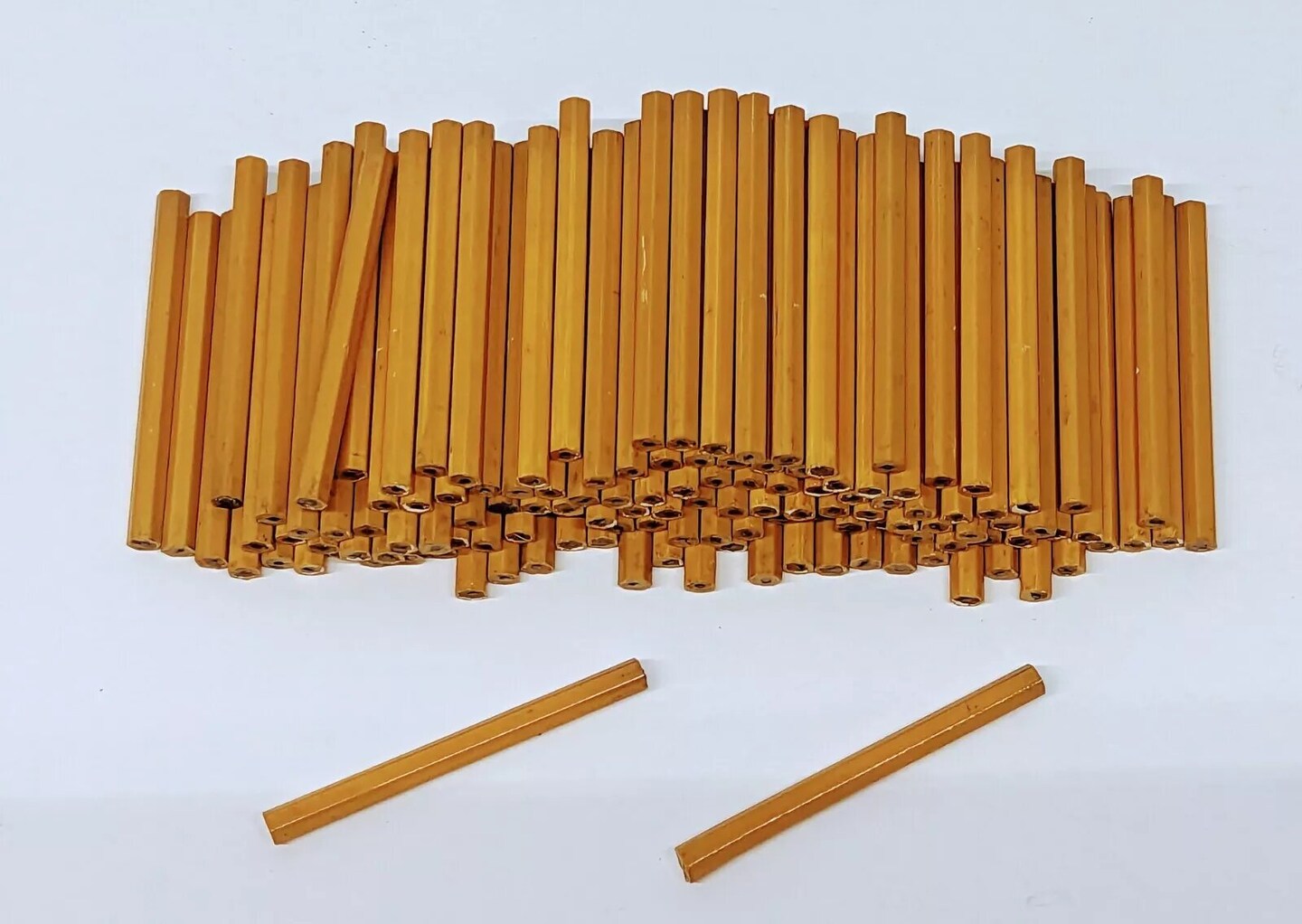 Kitcheniva Box of 144 Unsharpened Pencils Yellow No Erasers