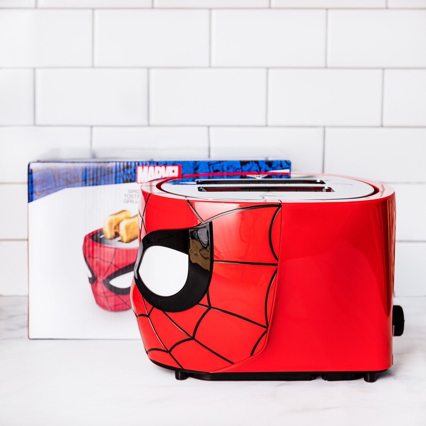 Uncanny Brands Marvel Spiderman Halo Toaster