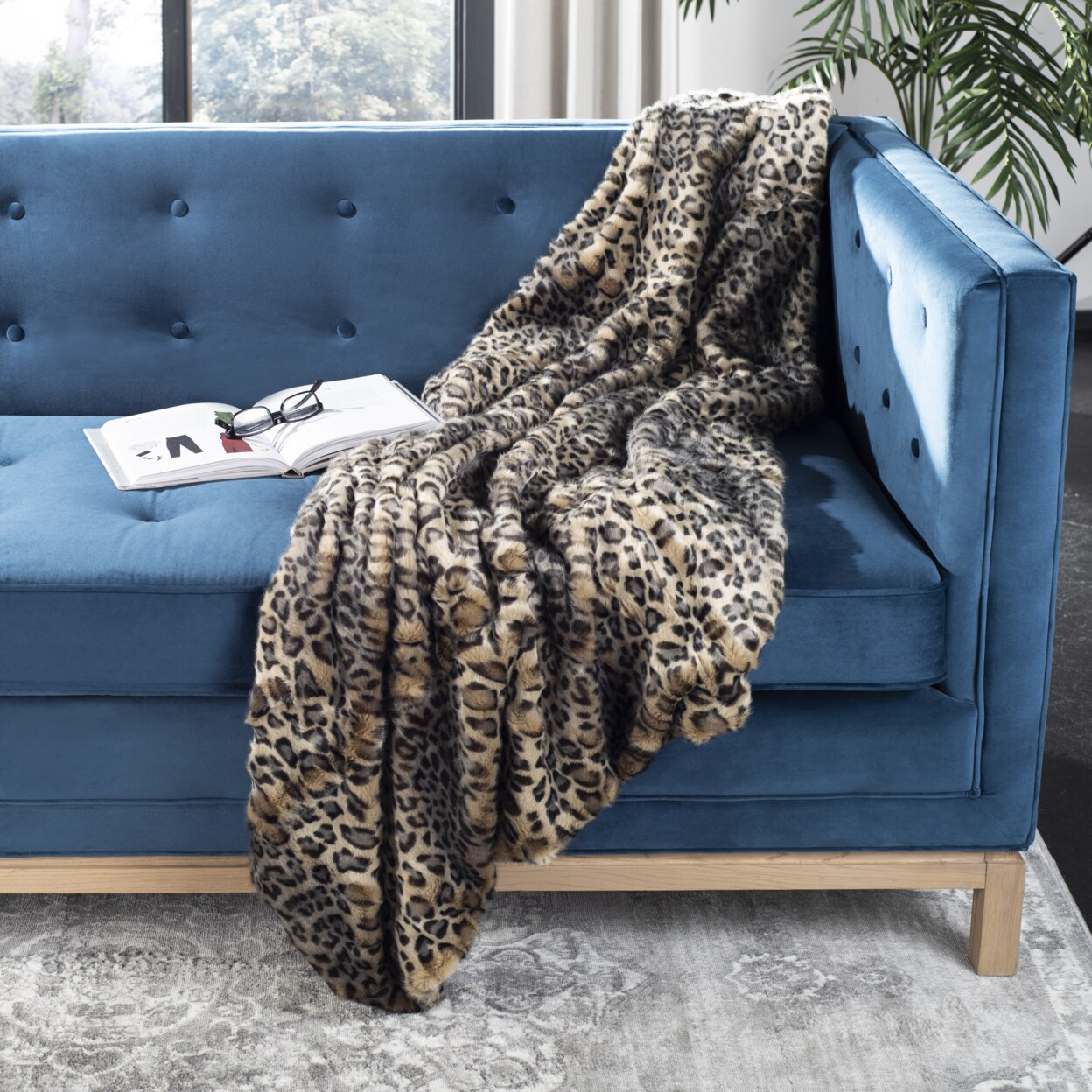 Safavieh Faux Black Leopard Throw Blanket Leopard