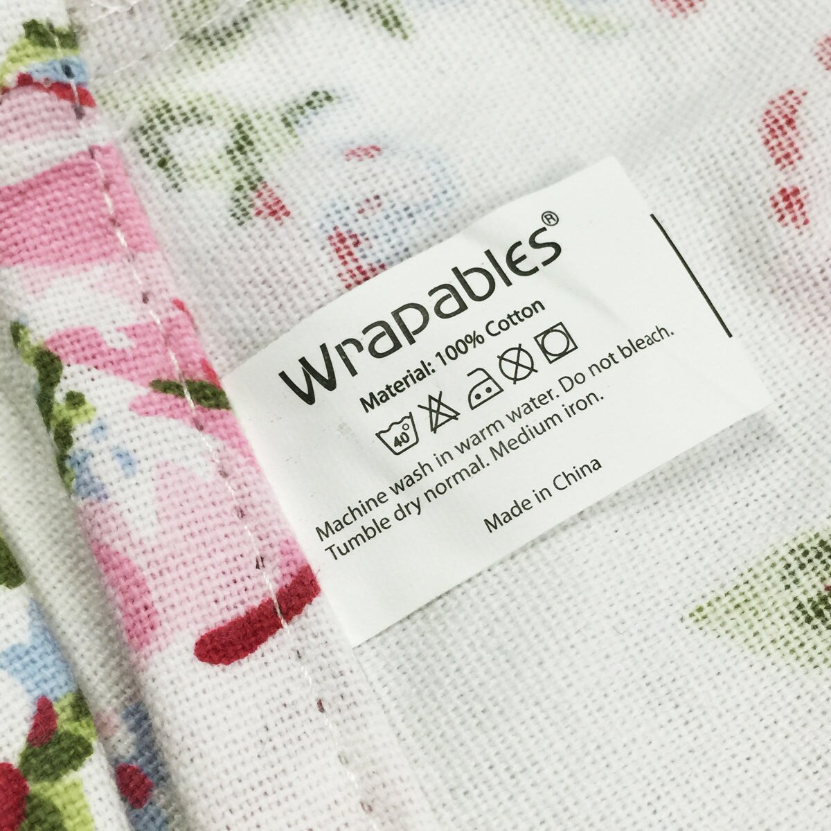 Wrapables Ruffles and Roses Apron for Baking, Cooking &#x26; Crafts, Adult
