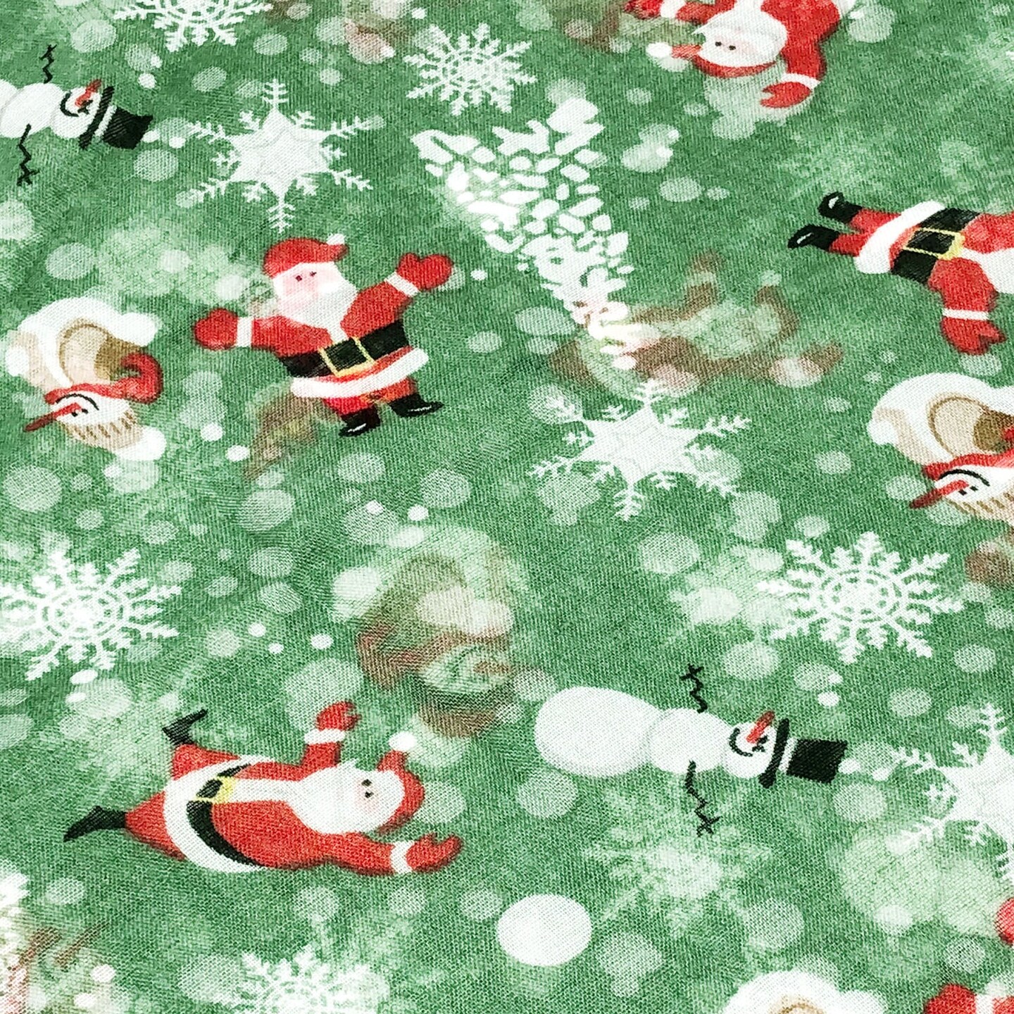 Wrapables Lightweight Winter Holiday Infinity Scarf, Santa &#x26; Snowman