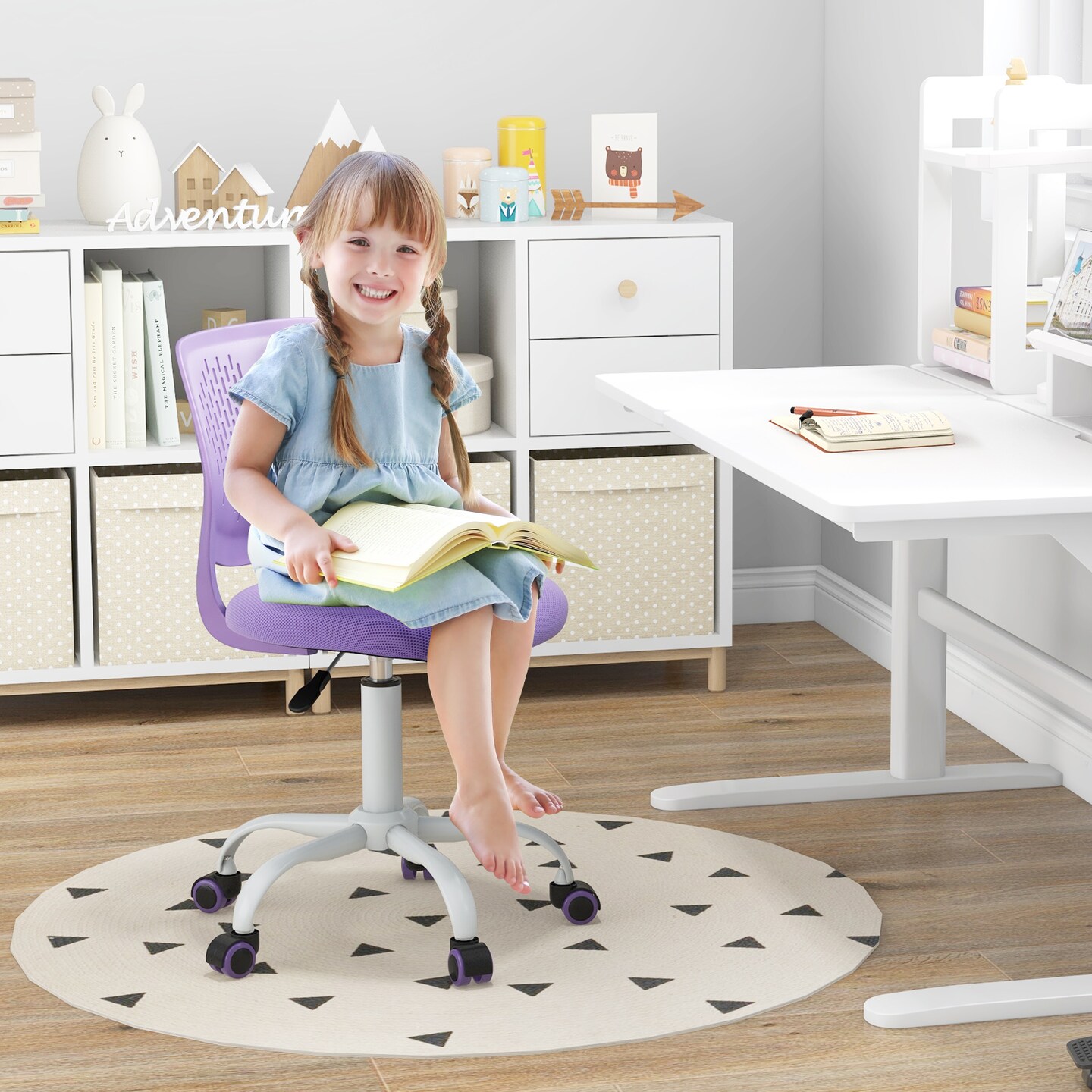 Ergonomic Children Study Chair With Adjustable Height