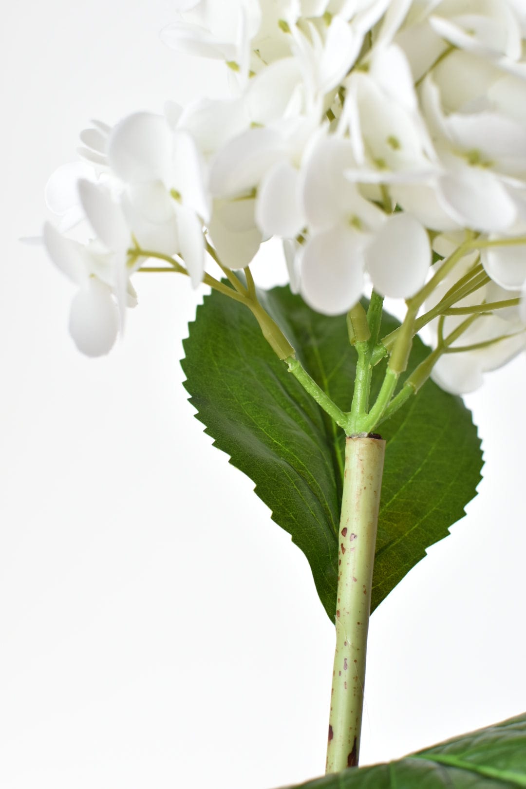 29&#x22; Faux Real Touch White Cone Hydrangea