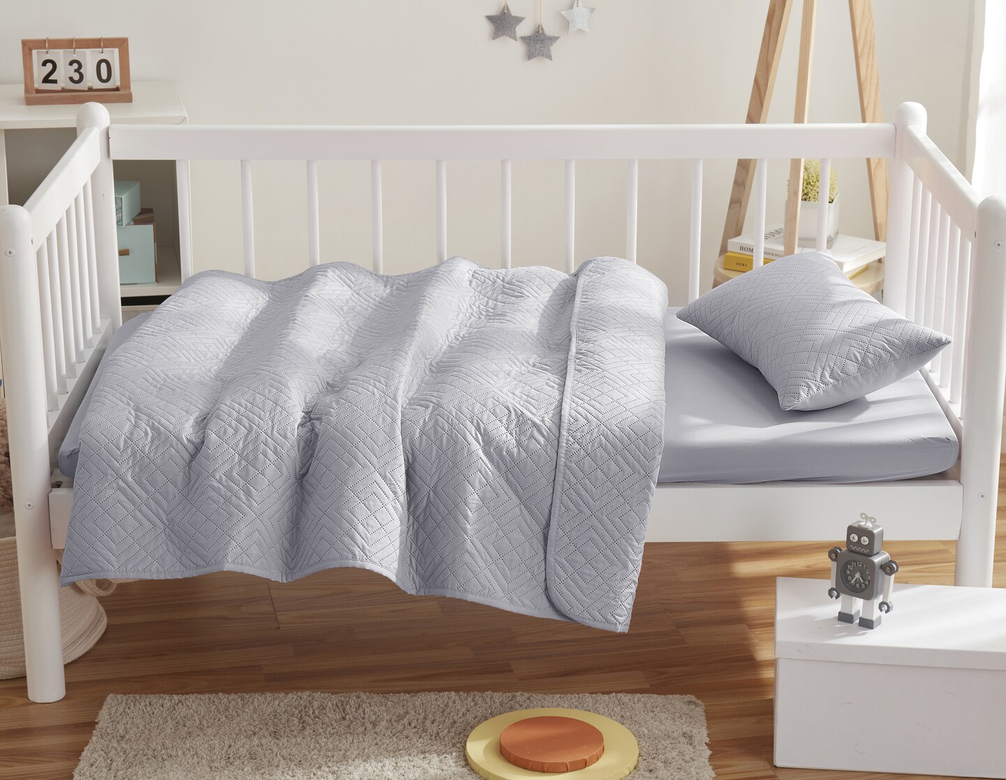 Clara Clark Toddler Bedding Set