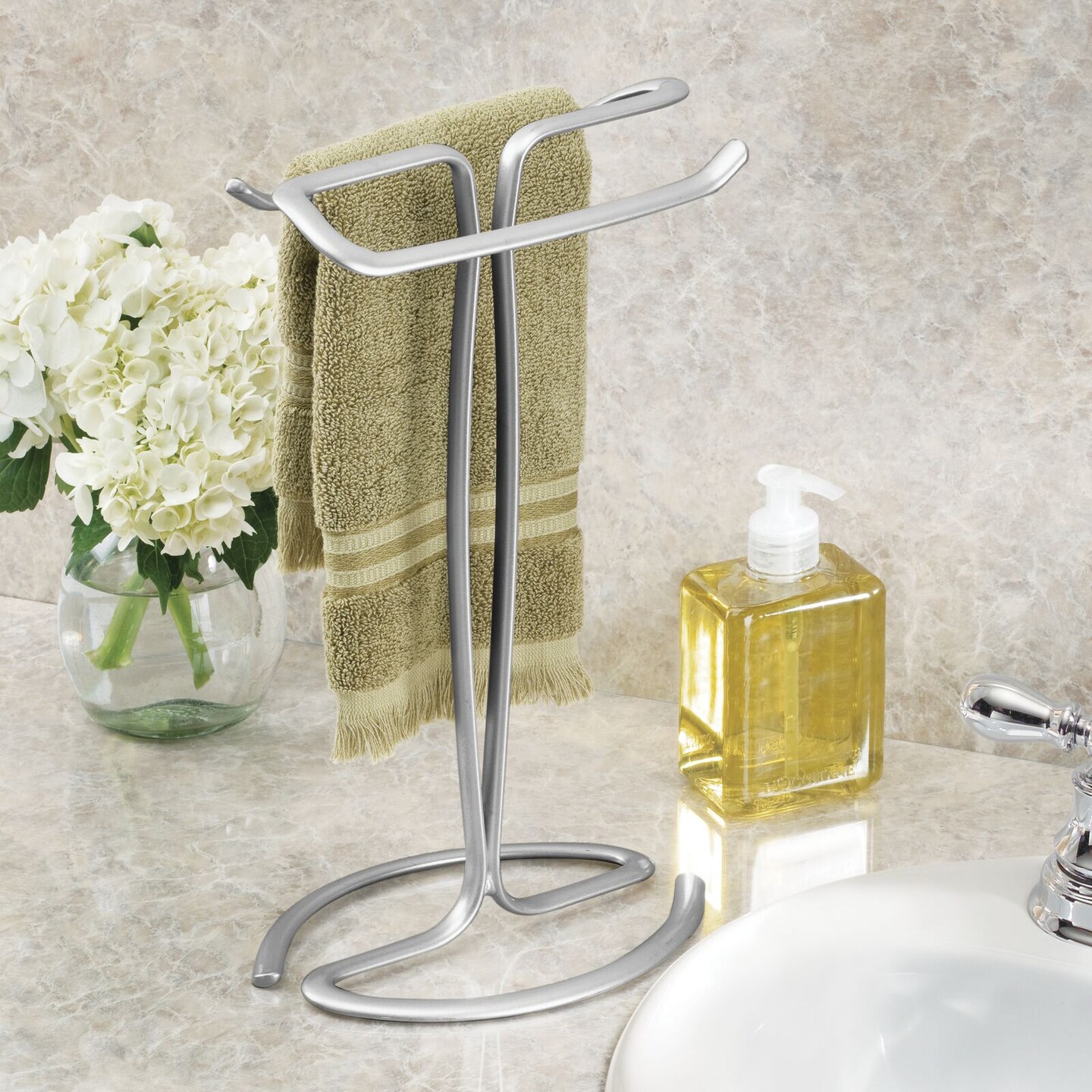 mDesign Fingertip Towel Holder for Bath Vanity Countertop