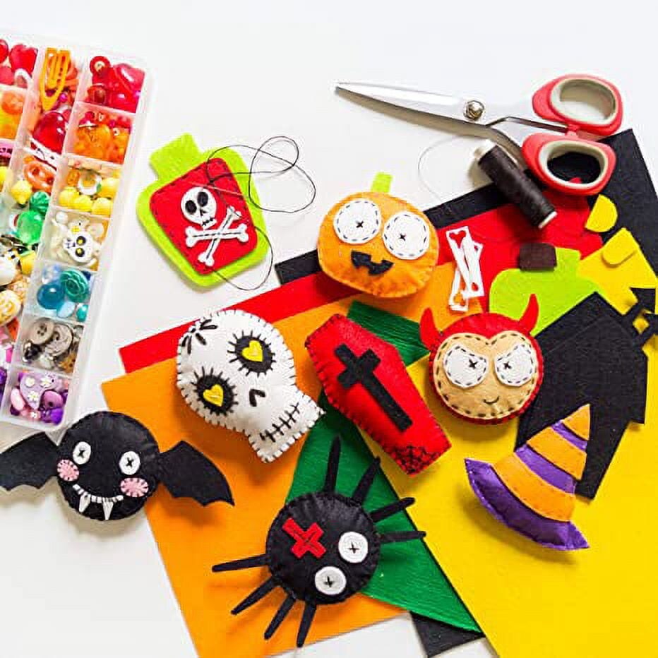 FabricLA Acrylic Felt Sheets for Crafts - Precut 9" X 12" Inches (20 cm X 30 cm) Felt Squares - Use Felt Fabric Craft Sheets for DIY, Costume, and Decoration | Platinum Grey - 5 Pieces