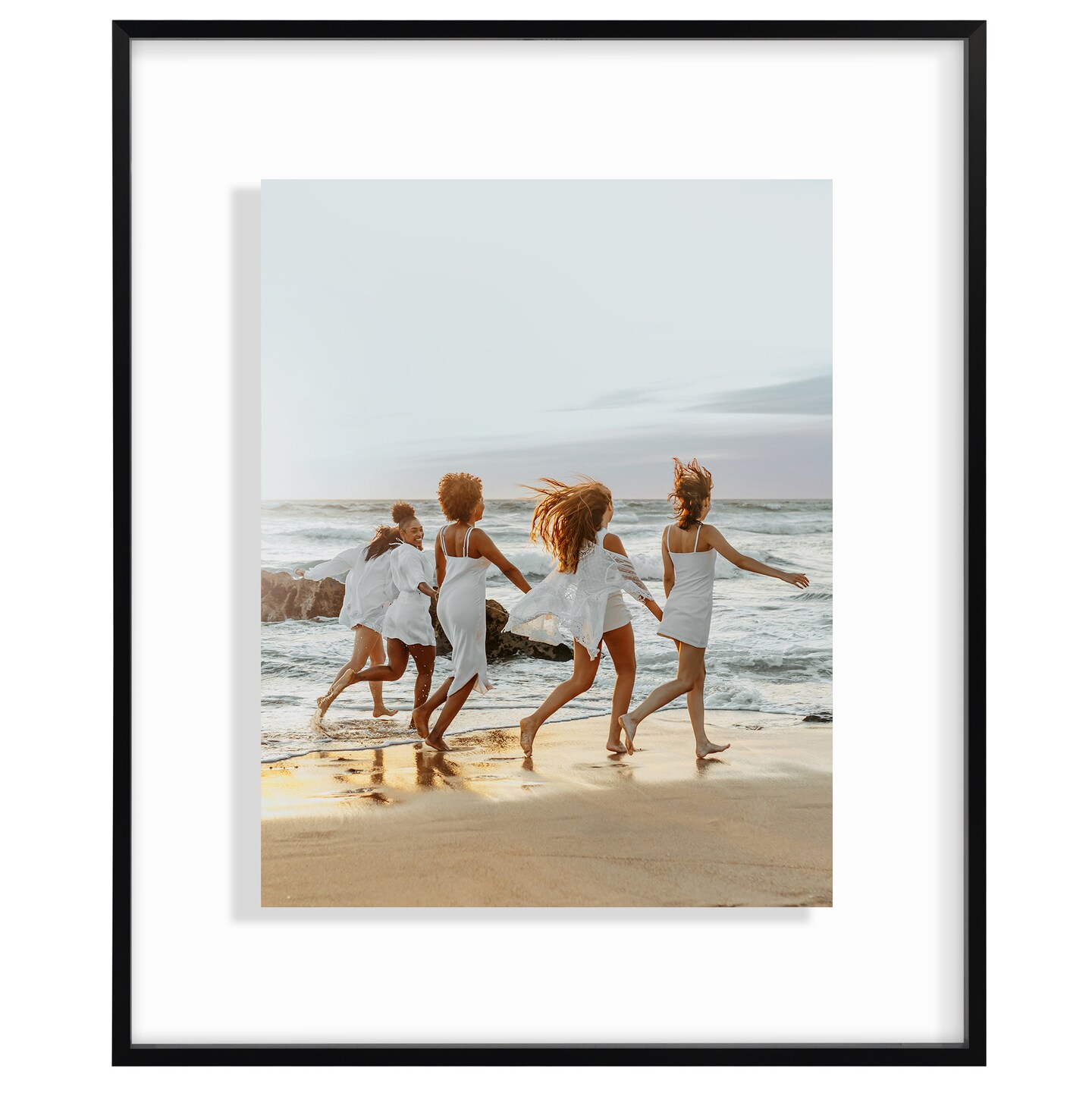 Americanflat Floating Aluminum Picture Frame - Sleek Aluminum Photo Frame for Wall Display - Black Metal Molded Frame - Shatter Resistant Glass - Hanging Hardware