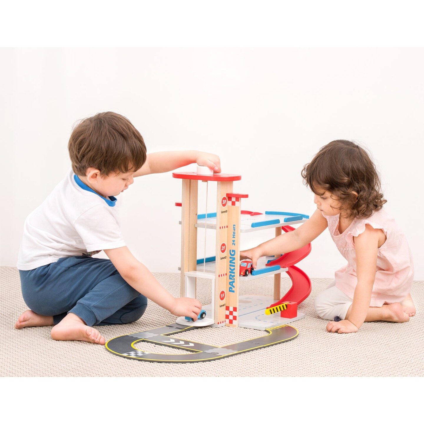 New Classic Toys Parking Garage with Track and 3 Cars