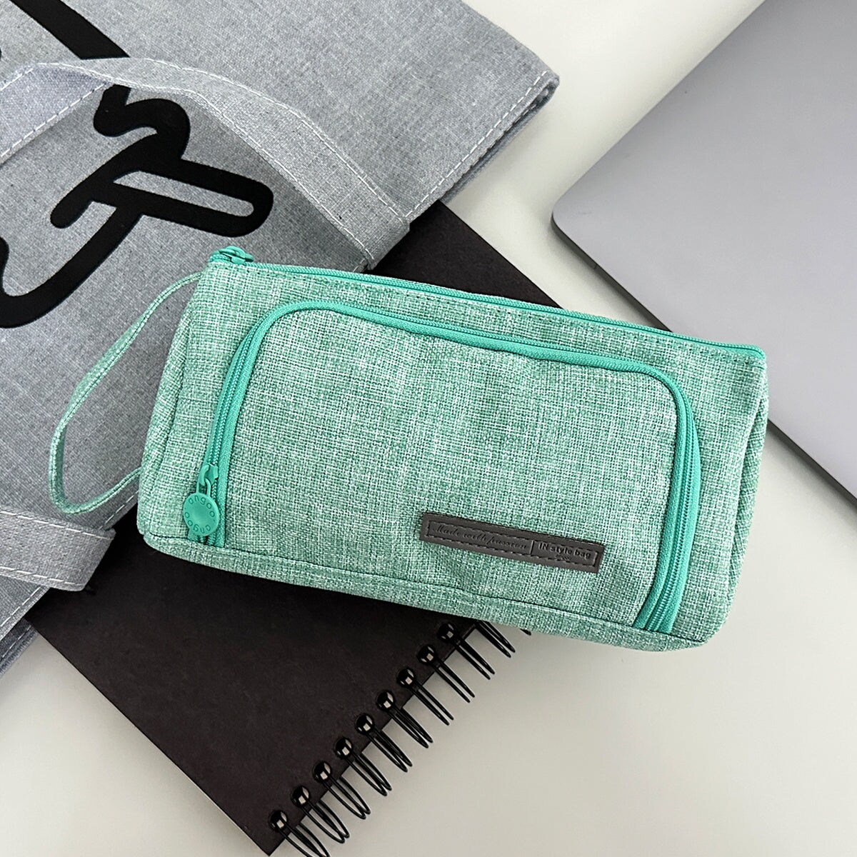 Wrapables Large Capacity Pencil Case, Portable Pencil Pouch for Stationery Office Supplies