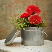 Artificial Carnation Picks, 100-Pack, 5&#x22; Long, 3.5&#x22; Wide, Red Silk Blooms, Decorative Floral Picks, Parties &#x26; Events, Home &#x26; Office Decor, Floral Home by Artificial Flowers