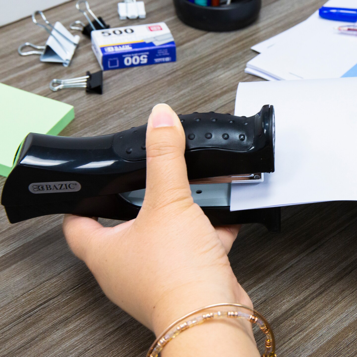 BAZIC Standard Stand-Up Full Strip Stapler (26/6) w/ 500 Ct. Staples