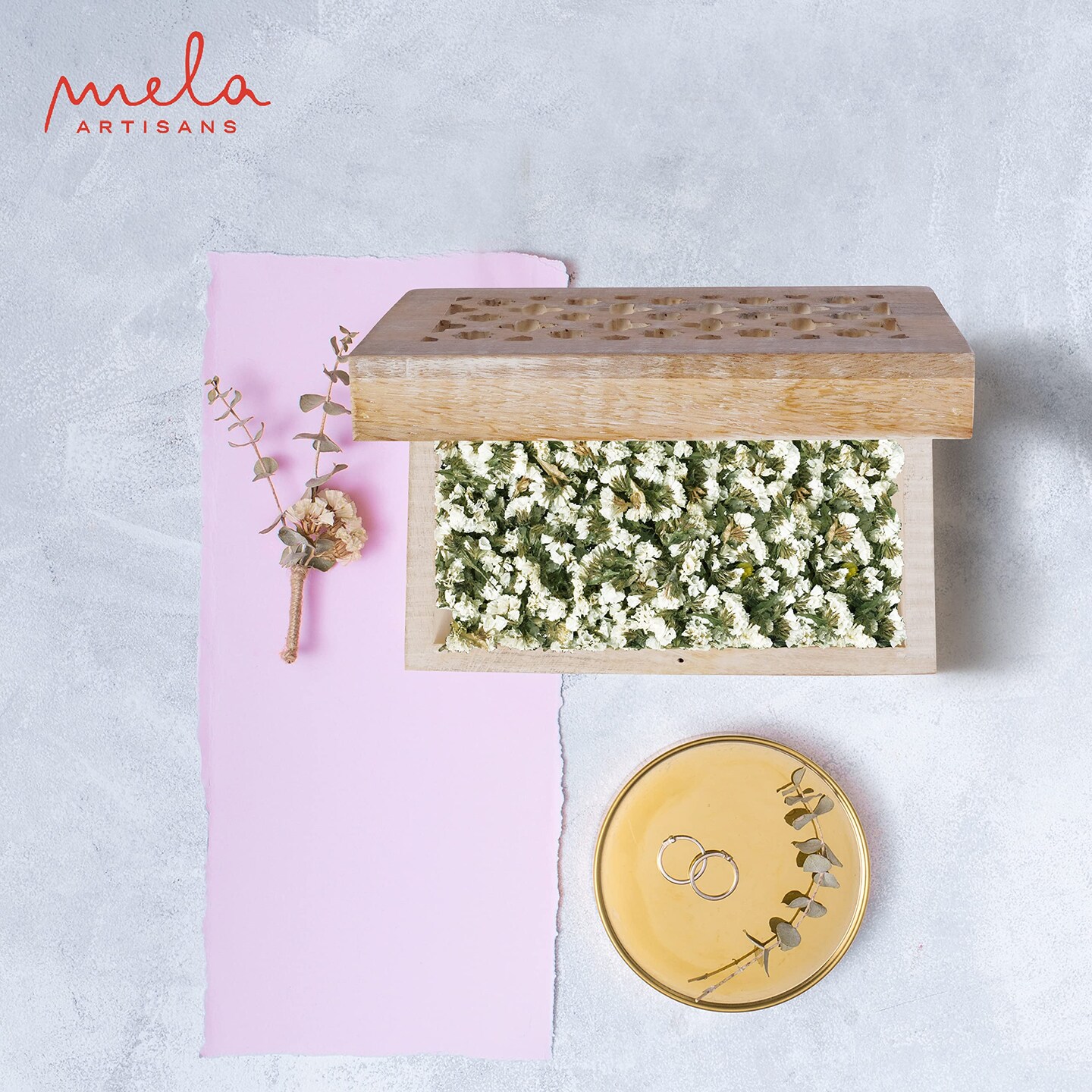 Decorative Storage Box with Hinged Lid - Whitewash, Medium | 7.5&#x201D; x 4.5&#x201D; x 3&#x201D; | Rustic Trellis Design | Mango Wood Crafted | Ideal for Keepsakes, Trinkets, Jewelry and Other Stash