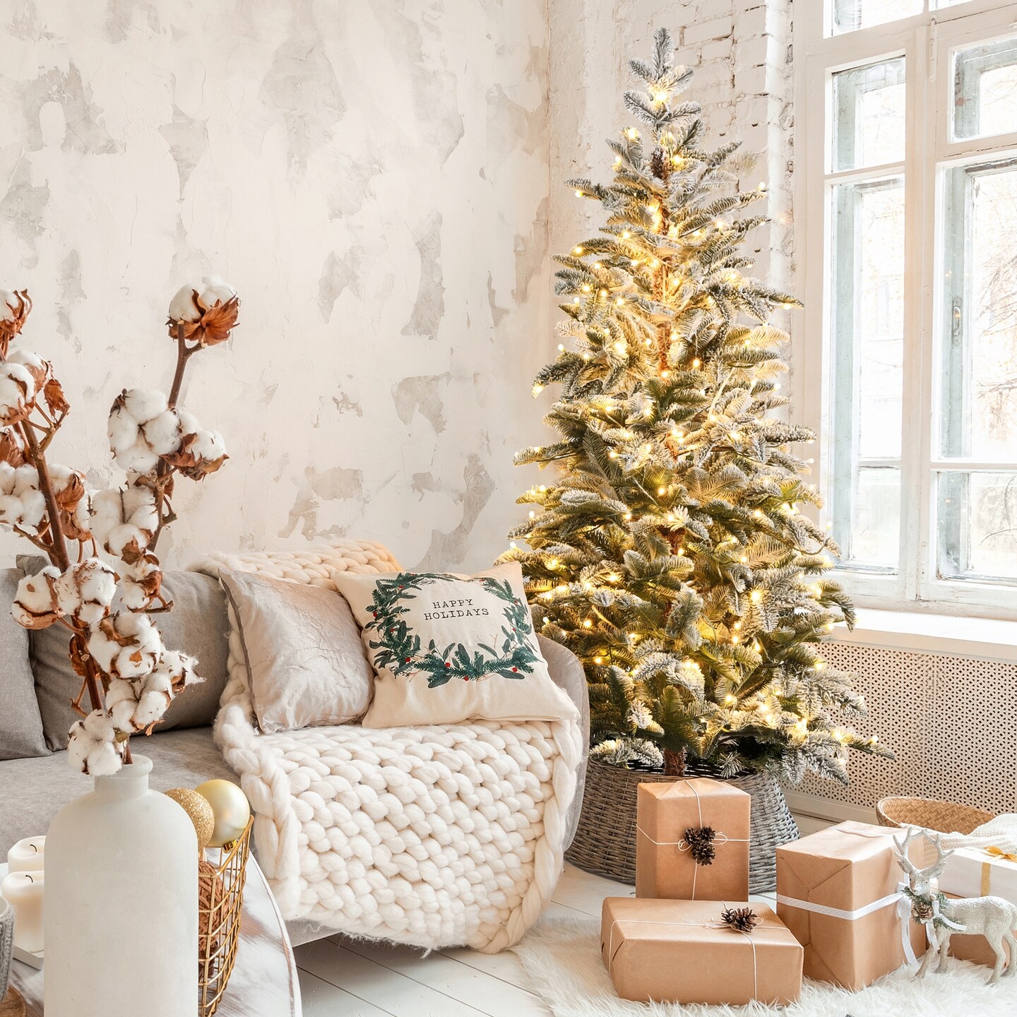 Artificial Snow Flocked Pencil Christmas Tree with Warm White LED Lights