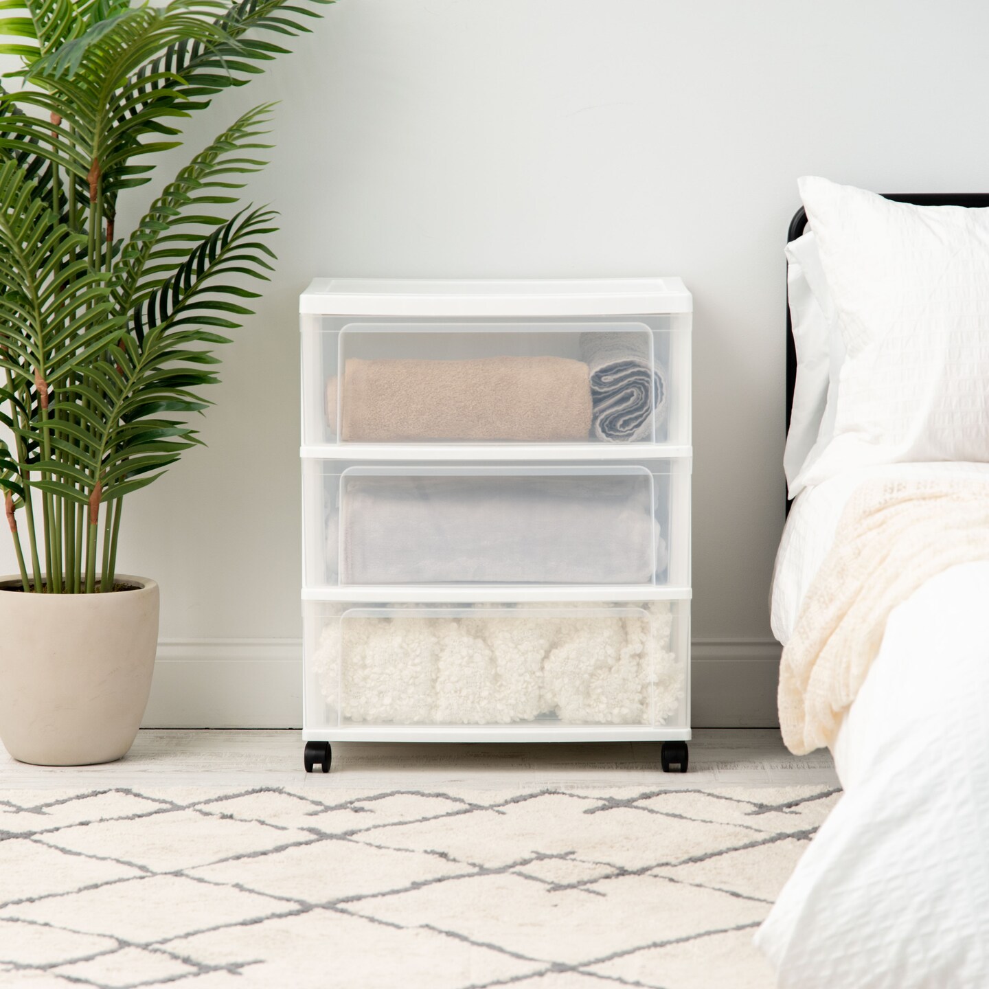 IRIS USA 3 Drawer Wide Storage Drawer Cart with Caster Wheels, Plastic Rolling Dresser for Home Closet Bedroom Bathroom Office Laundry Kitchen Craft Room Nursery and School Dorm, White/Clear