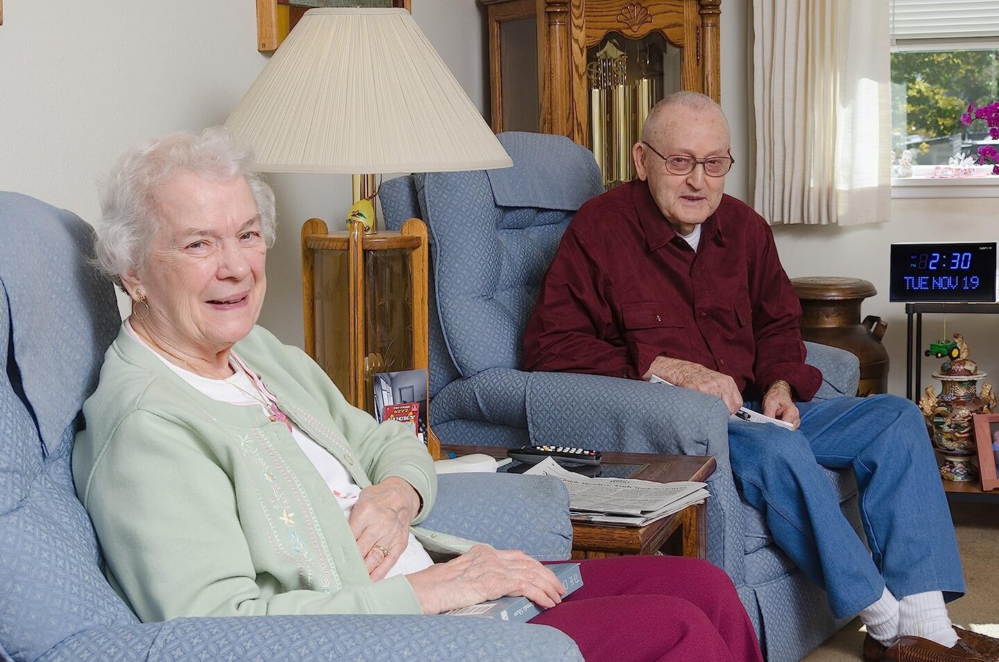 Ivation Huge 22 Inch Large Big Oversized Digital LED Wall Clock