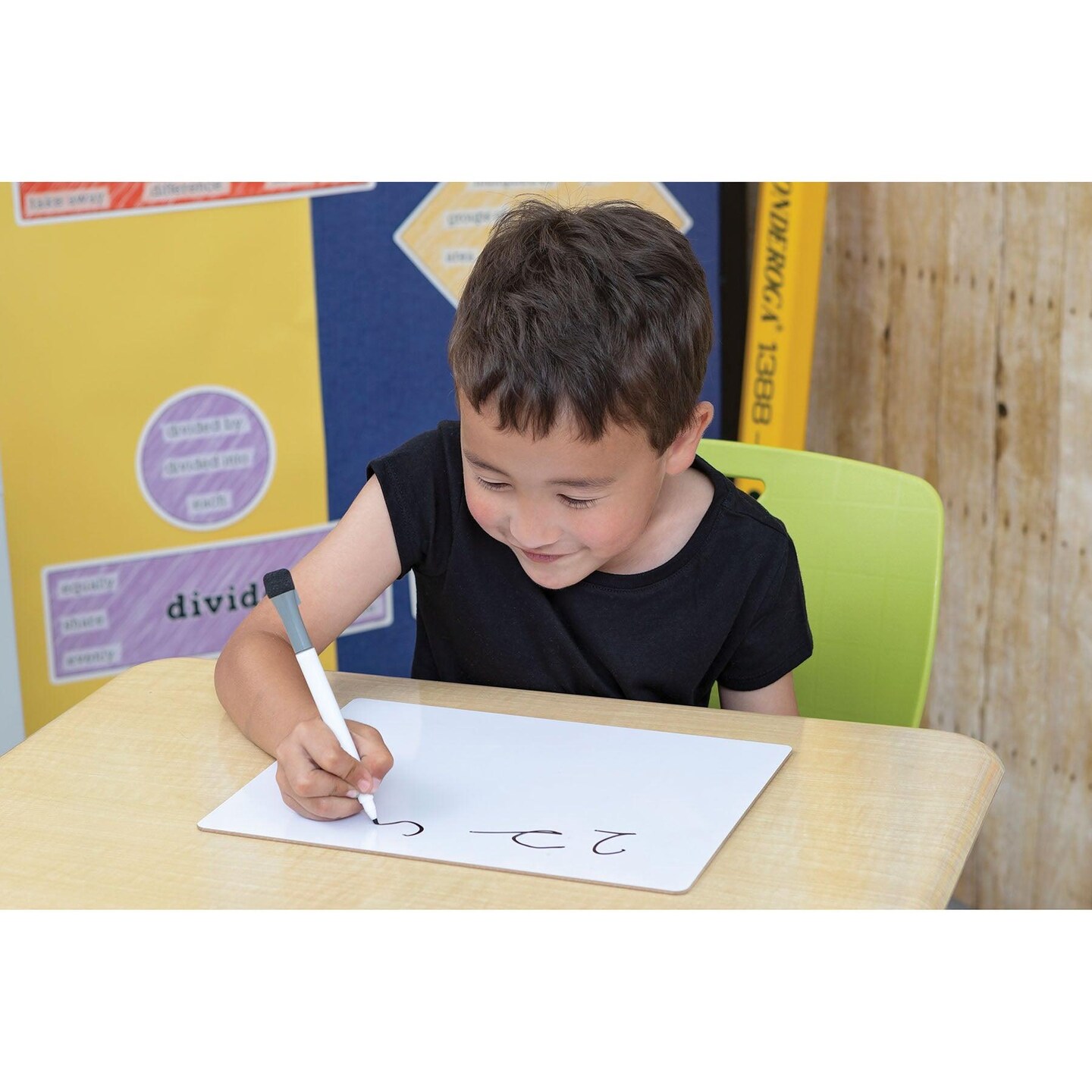Dry Erase Whiteboard, 1-Sided, Plain, with Marker/Eraser, 9&#x22; x 12&#x22;, 5 Sets