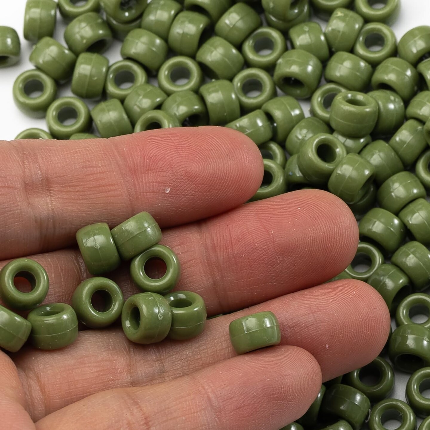 1000 Pieces Acrylic Pony Beads 6x9mm Bulk for Bracelet Necklace Jewelry Making Earring Hair Braiding Kandi Beads