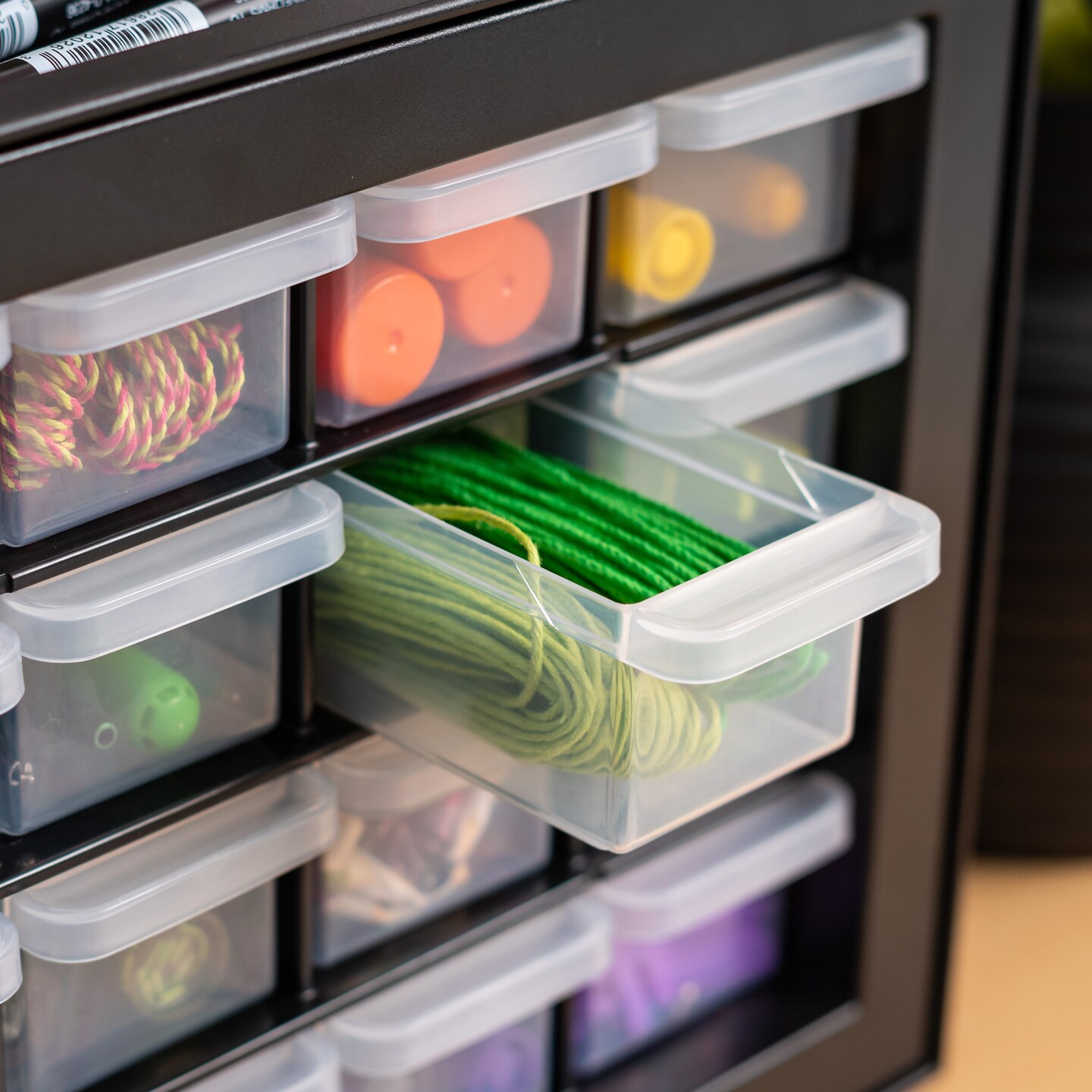 IRIS USA Stackable Storage Cabinet for Hardware Crafts, Small Parts Organizer Drawer, Compartment