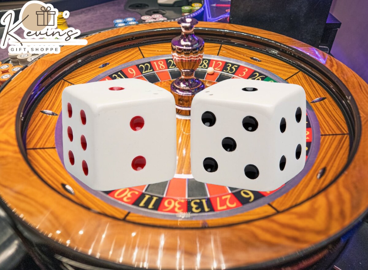Hand Painted Ceramic Dice Salt &#x26; Pepper Shakers, Home D&#xE9;cor, Gift for Him, Gift for Dad, Kitchen D&#xE9;cor, Game Room Decor