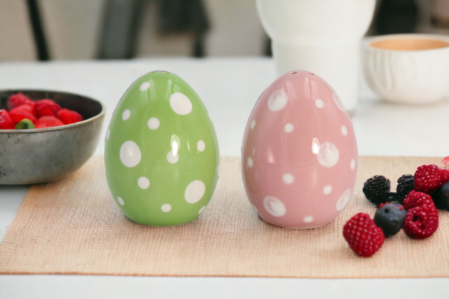Ceramic Spotted Pink and Green Easter Egg Salt and Pepper Shakers, Gift for Her, Gift for Mom, Kitchen D&#xE9;cor, Spring D&#xE9;cor, Easter D&#xE9;cor