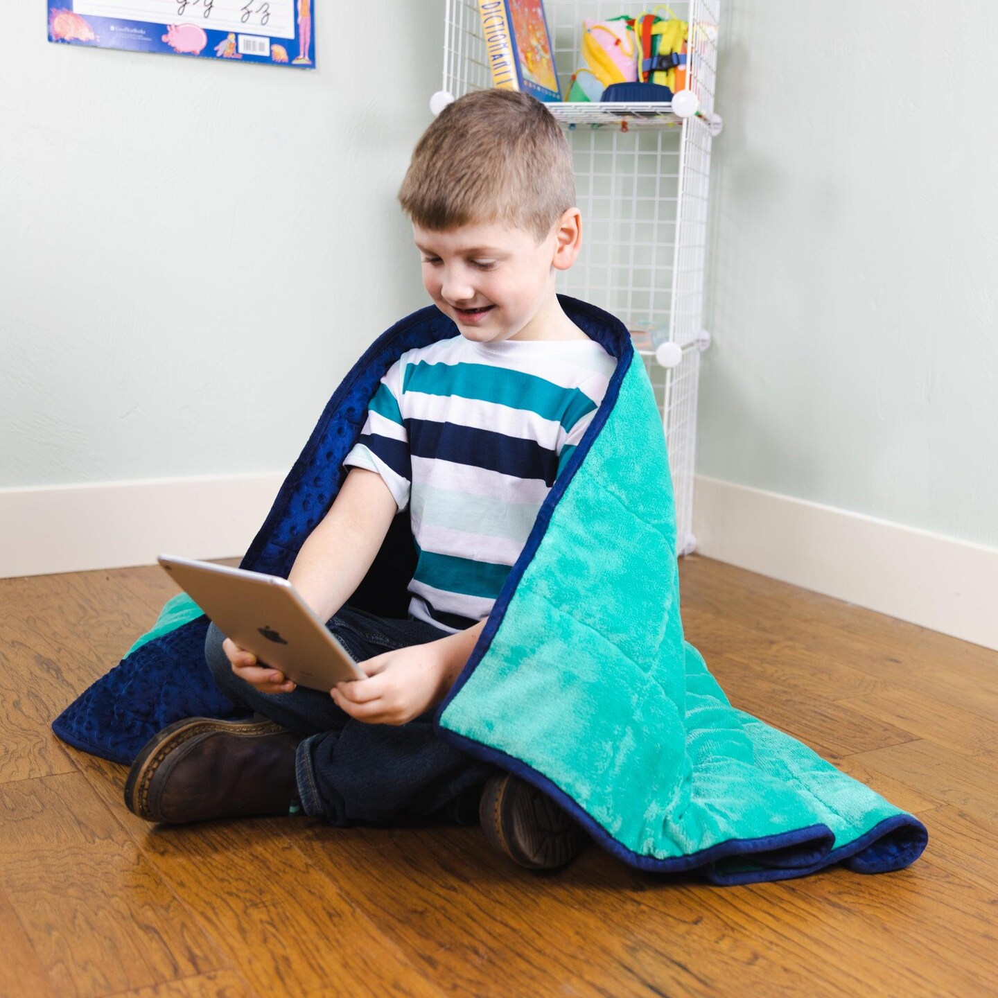 Soft Fleece Weighted 7lb Small Sensory Blanket for Kids, 56&#x22; x 36&#x22;