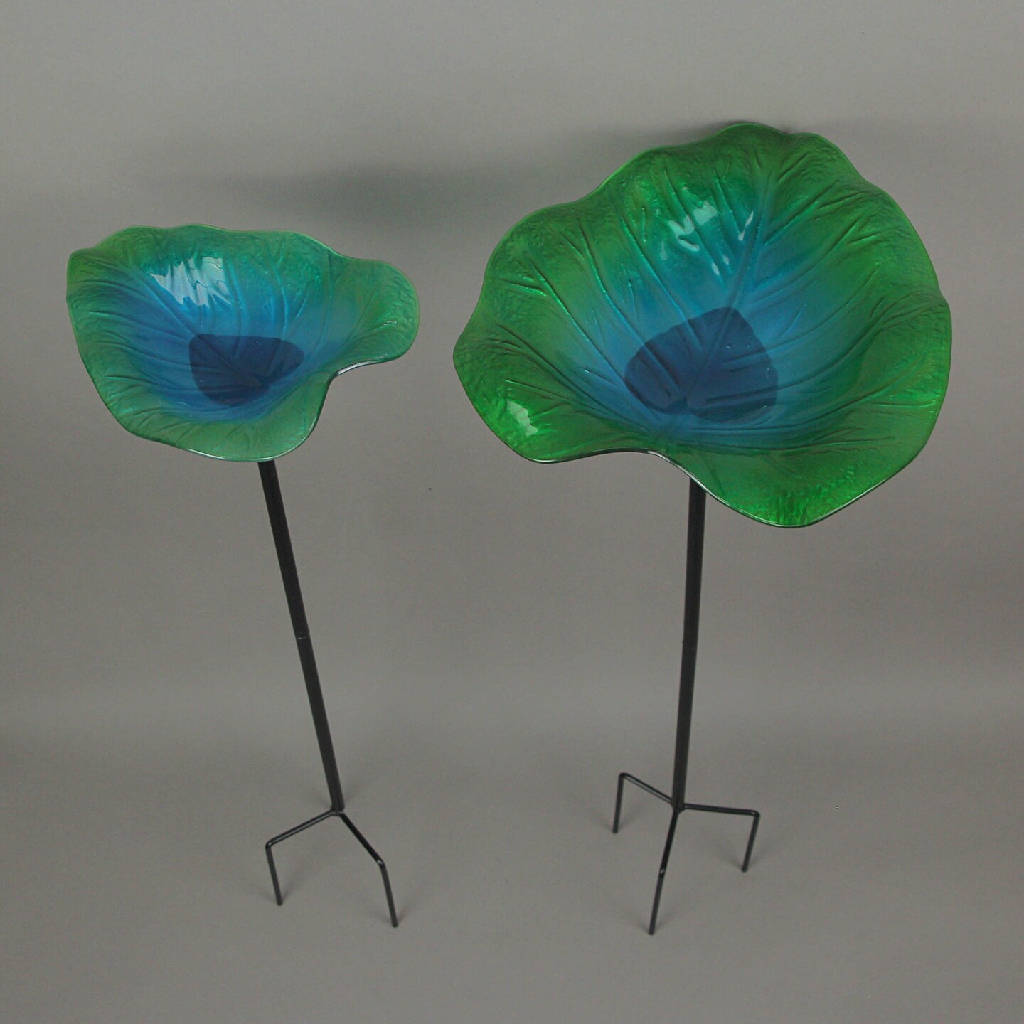 Set of 2 Green Blue Glass Leaf Bird Bath Garden Stakes Outdoor Home Yard Decor