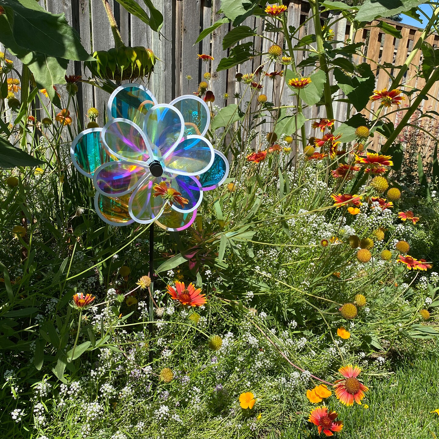 In the Breeze 2665 - 13.5 Inch Iridescent Double Flower Spinner - Outdoor Garden D&#xE9;cor