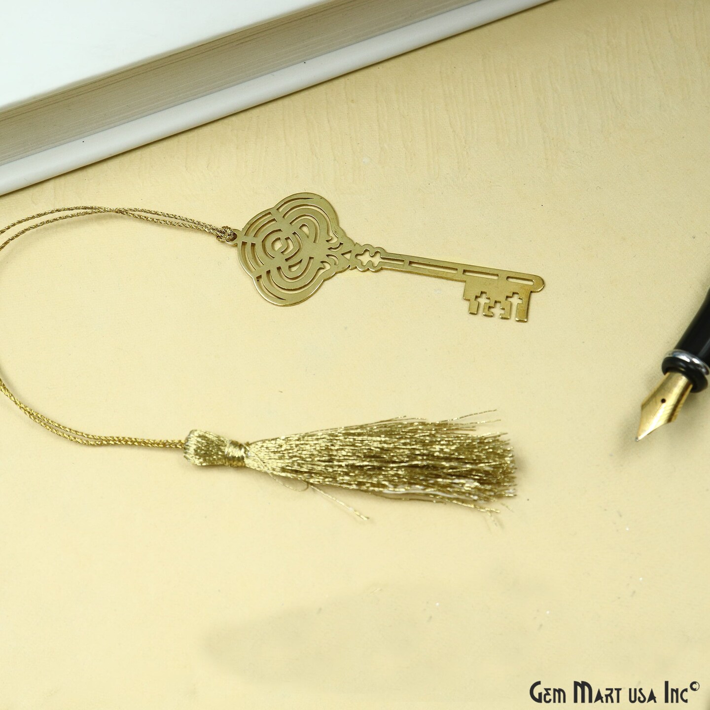 Metal Key Bookmark, Gold Plated Brass Bookmark, Bookmark with Tassel, Handcrafted, 1 pc, 71x29mm , GemMartUSA (BOOK-57002)