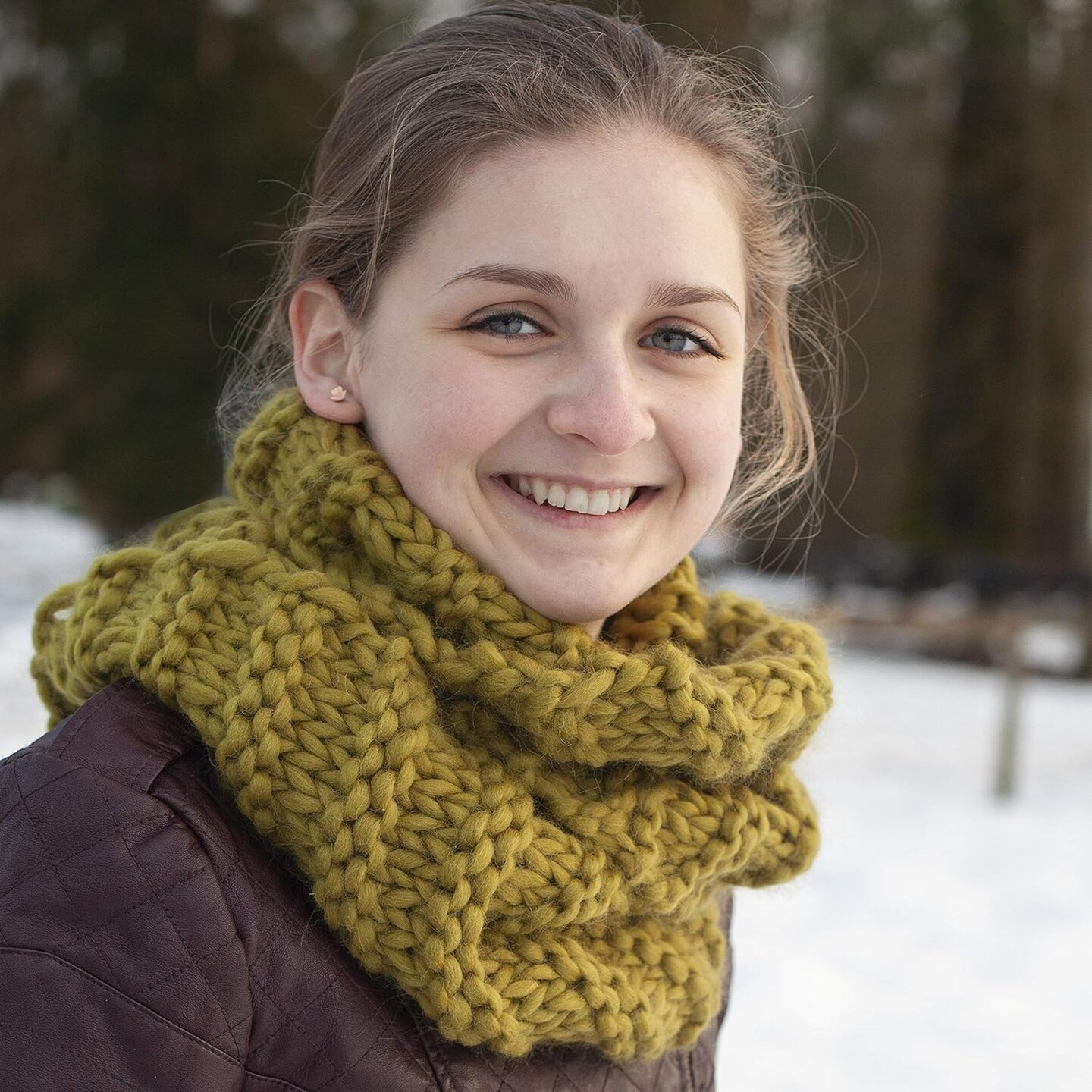 Merino Cowl Knitting Kit: Soft and Thick #7 Weight Jumbo Yarn, Knitting Needles and Pattern. Beginner. Everything Included, Great for Gifts