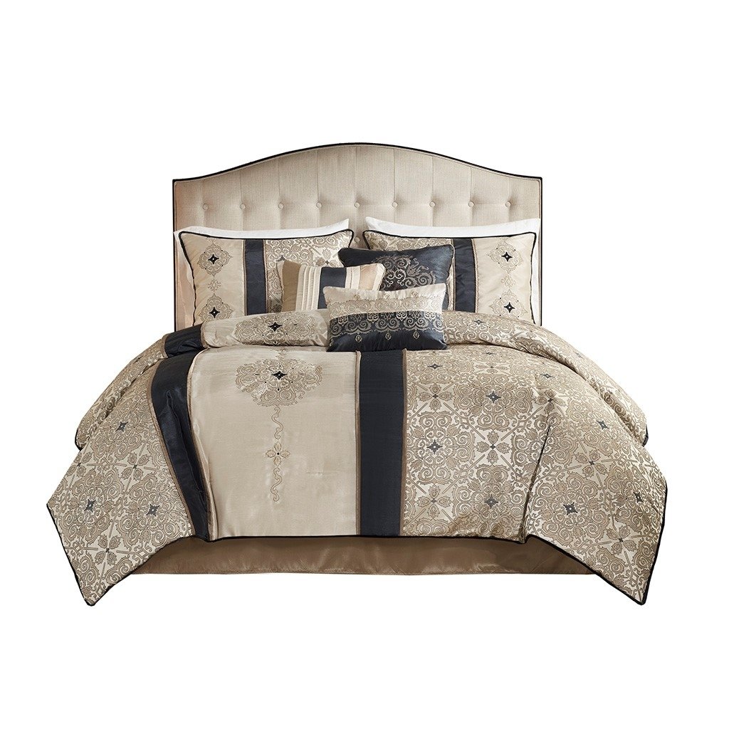 Gracie Mills   Kurtis 7-Piece Red Jacquard Comforter Set with Designer Throw Pillows - GRACE-8995