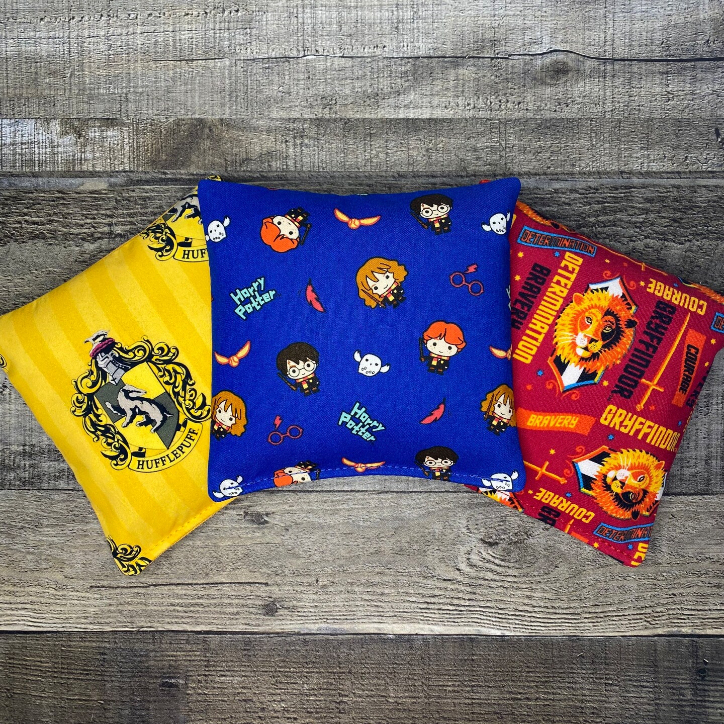 harry-potter-cornhole-bags-makerplace-by-michaels
